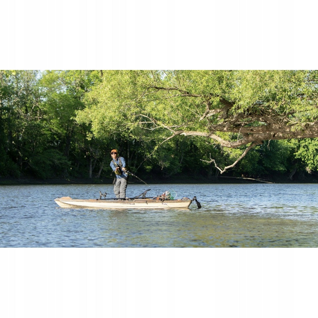 CATCH 130 HYDRYVE FISHING KAYAK WITH DRIVE Manufacturer code PELICAN