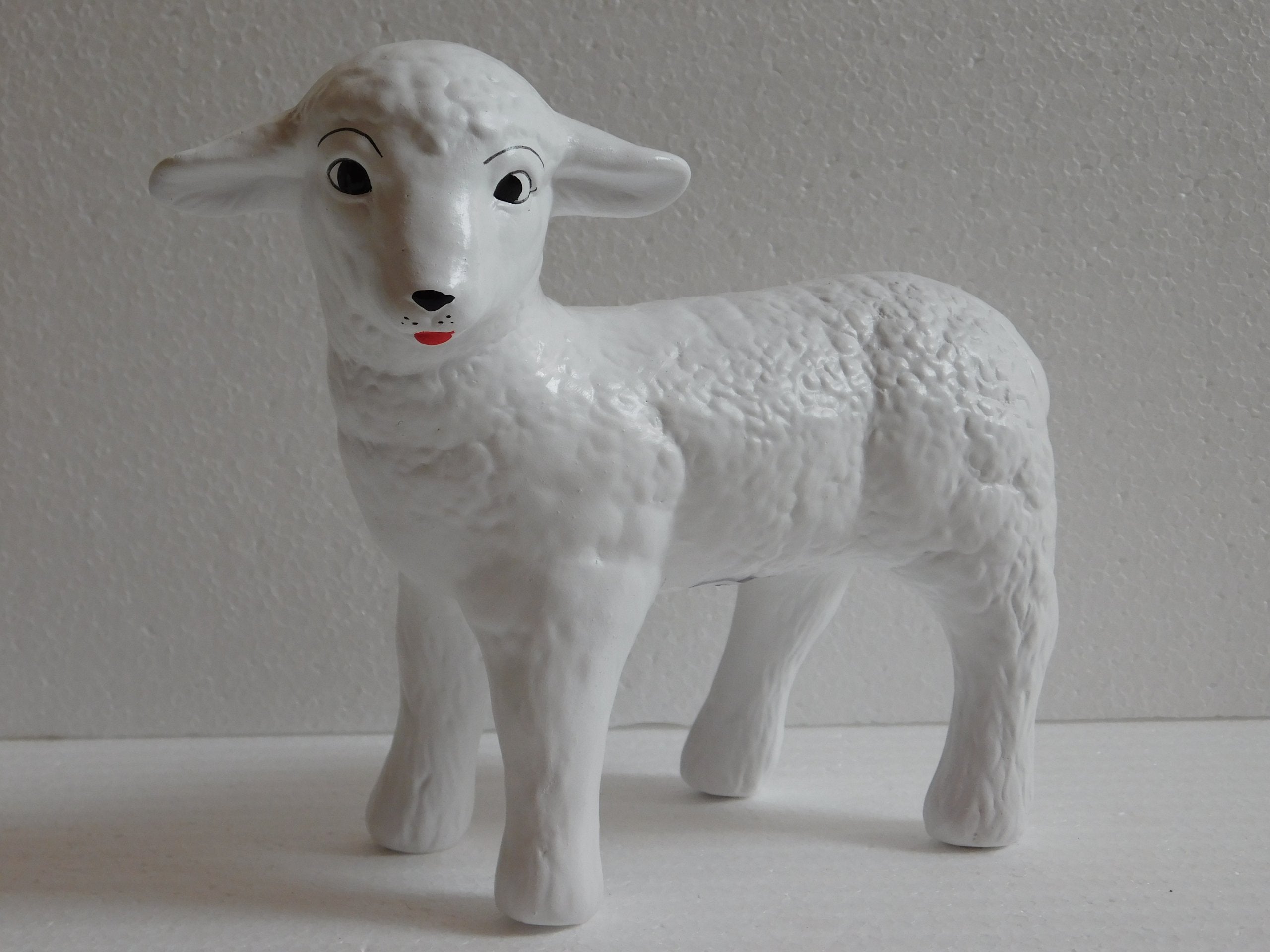 CERAMIC LAMB HOLY EASTER NATIVITY SCENE Manufacturer Planto