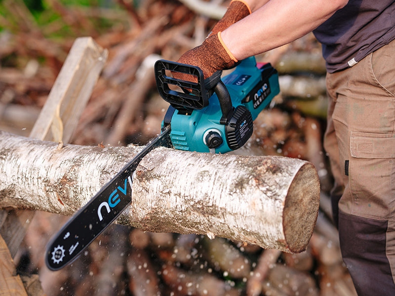 CHAINSAW CORDLESS SAW BRANCH STRONG 5000W 18" NEVIQ Maximum power 5000 W