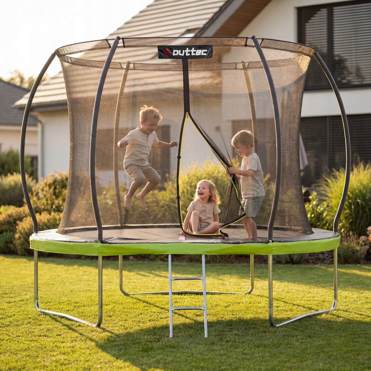 CHILDREN'S GARDEN TRAMPOLINE 244CM 8FT PUMPKIN INDOOR NET OUTTEC Size (ft) 8 (244-252 cm)
