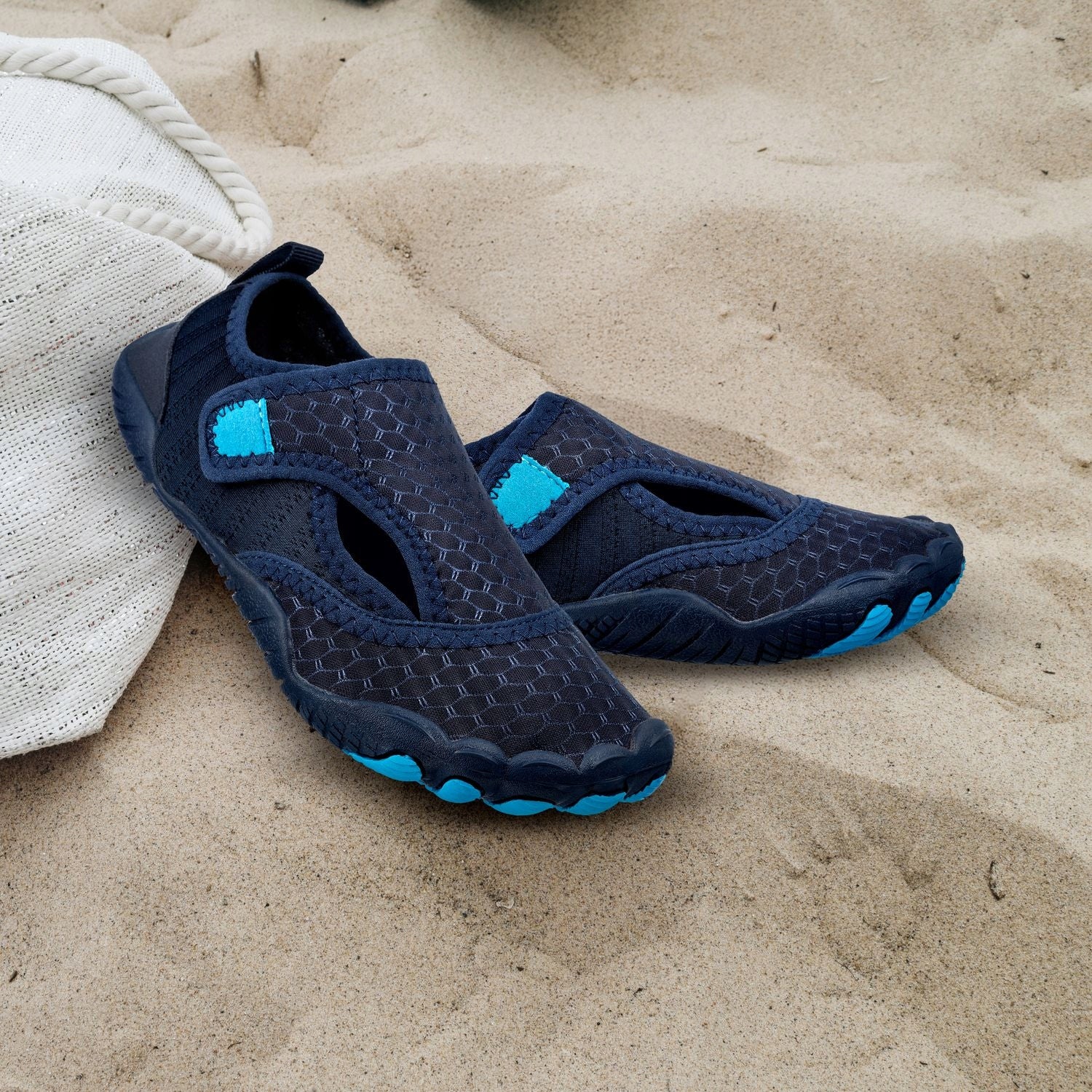 CHILDREN'S WATER SHOES VELCRO SEA URCHINS BEACHES ROCKS r.25 OUTTEC Gender unisex product