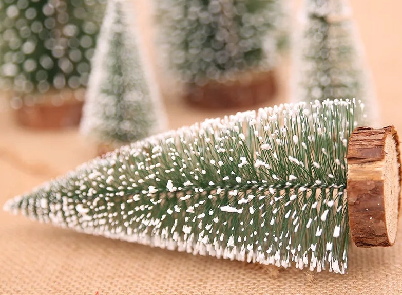 CHRISTMAS TREE ARTIFICIAL LARGE ORNAMENT ON THE TRUNK CONE GREEN Maximum height 30 cm