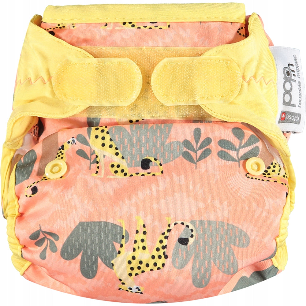 CLOSE Velcro diaper swaddle 3-16kg Cheetah