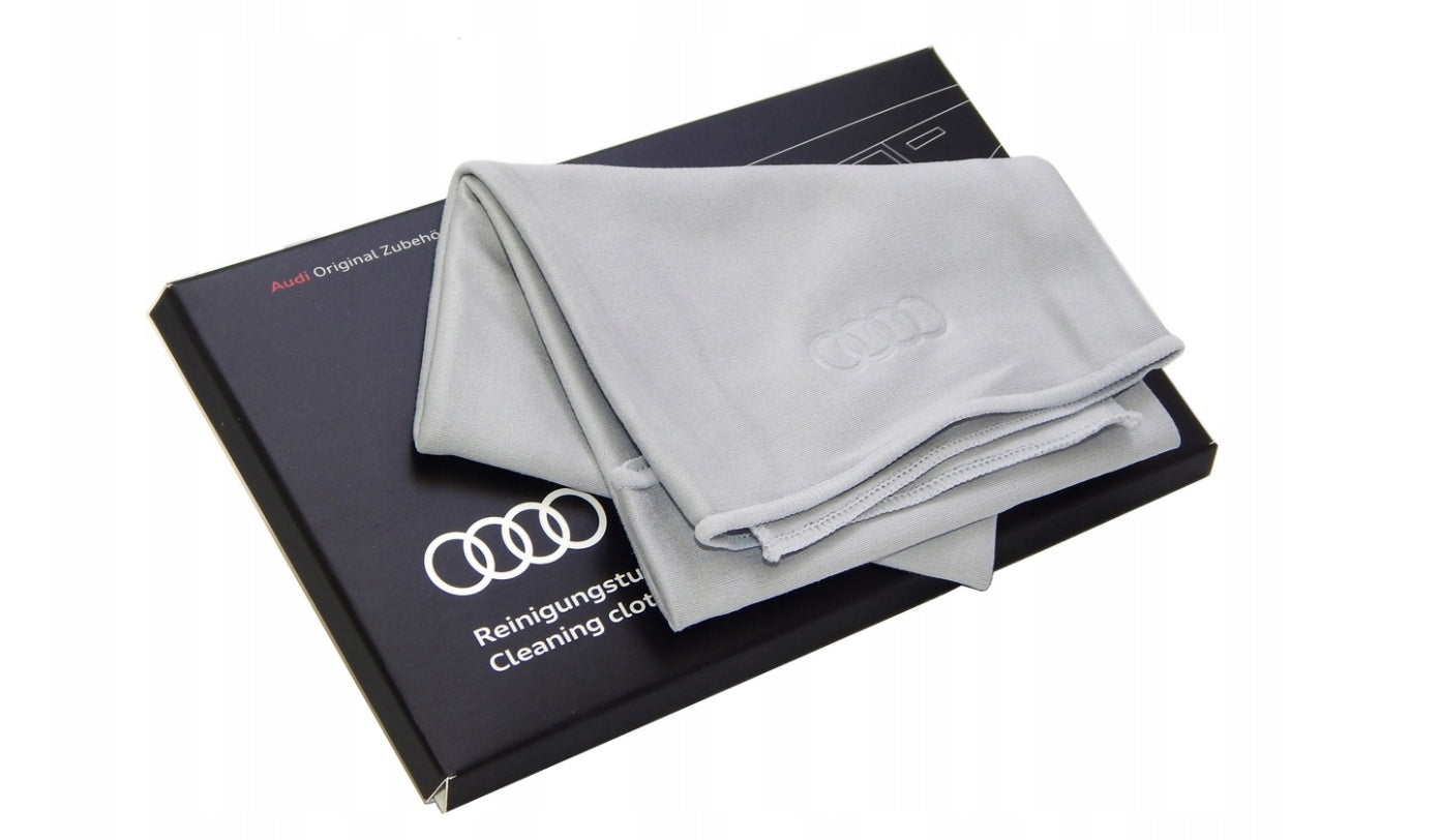CLOTH FOR CLEANING OE DISPLAYS