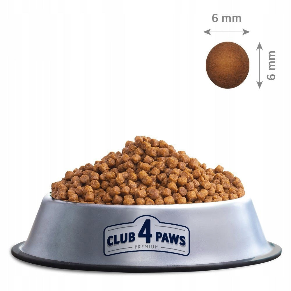 CLUB 4 PAWS Premium dry food for kittens - chicken 5 kg Packaging status original