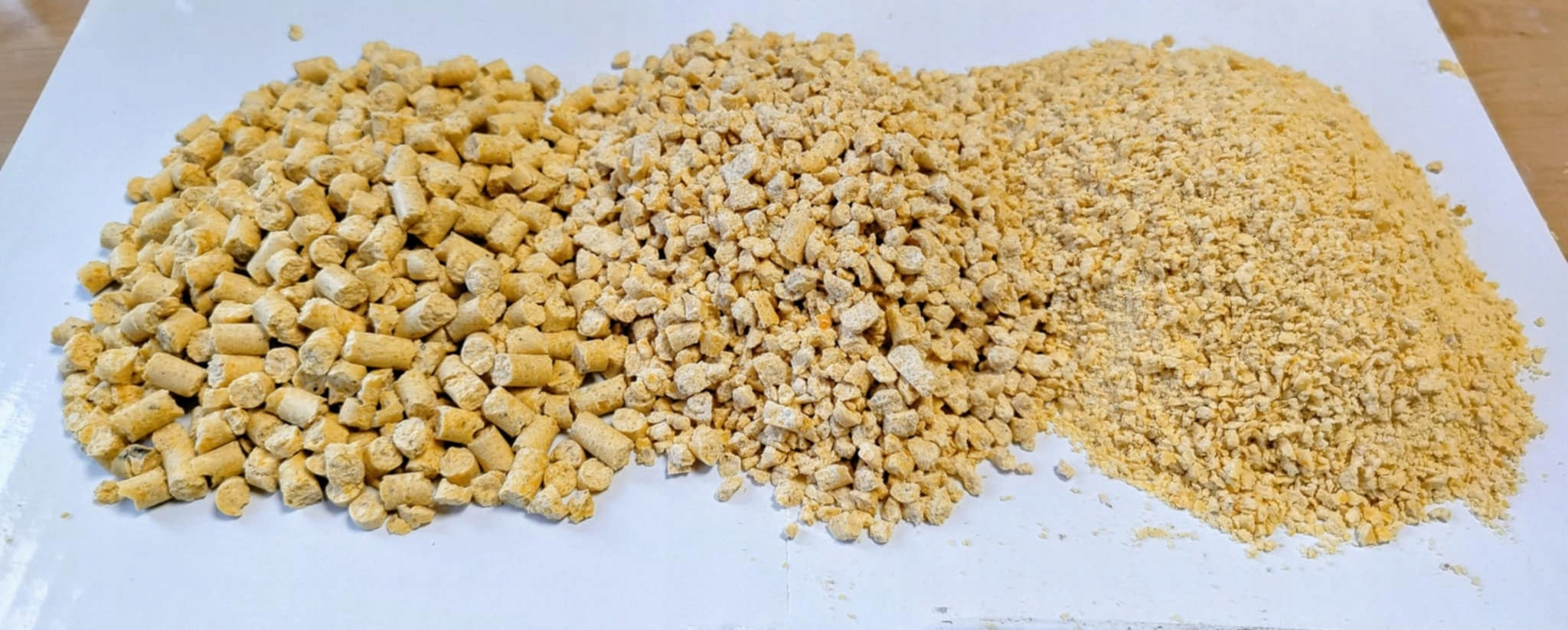 COARSE corn litter EKOTEK 33L for cats, 19.5 KG Manufacturer code 5906306830011