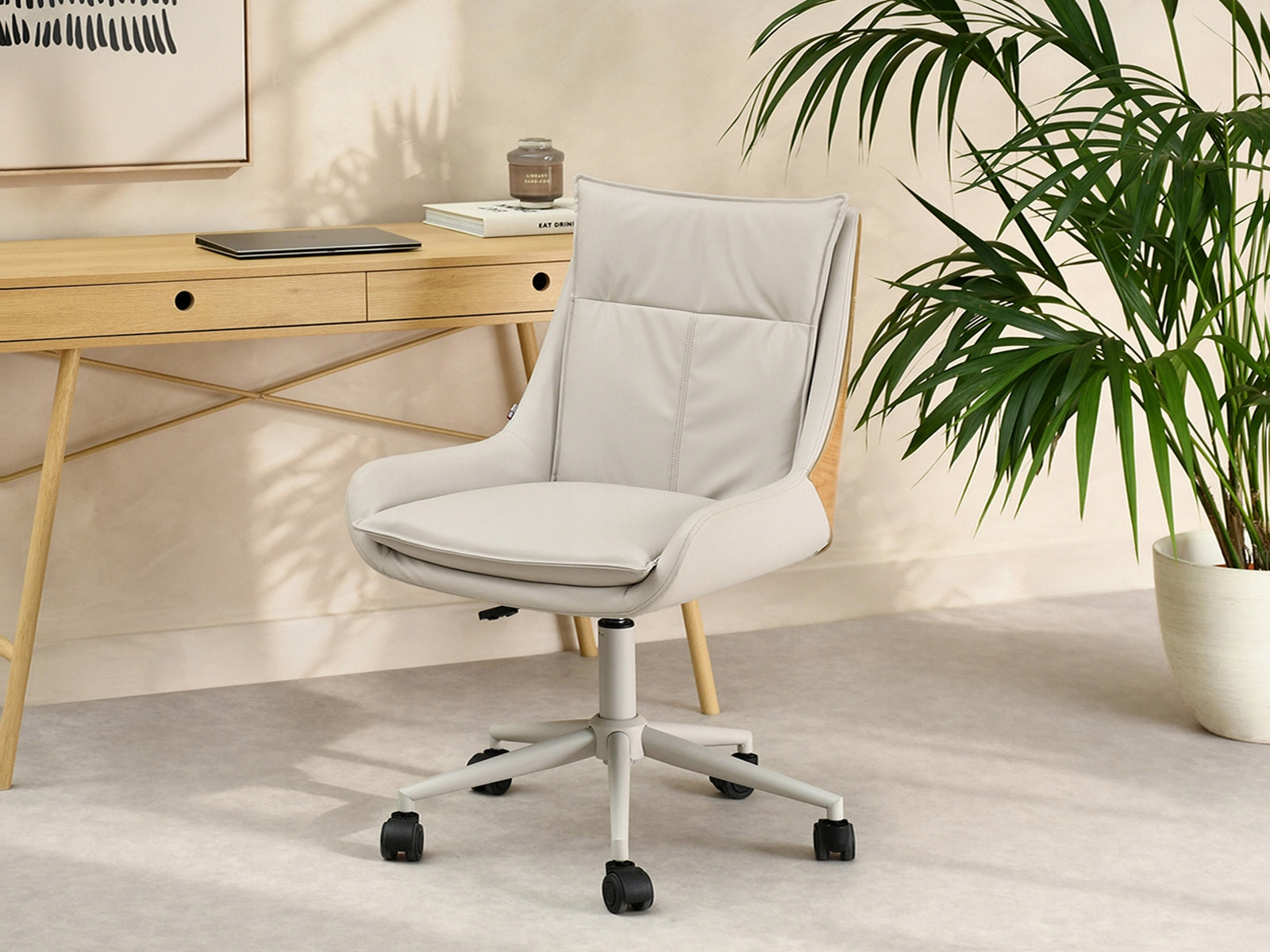 COMFORTABLE OFFICE CHAIR WITH OAK WOOD BACKREST AND GRAY LEON UPHOLSTERY Brand Mebel-Partner
