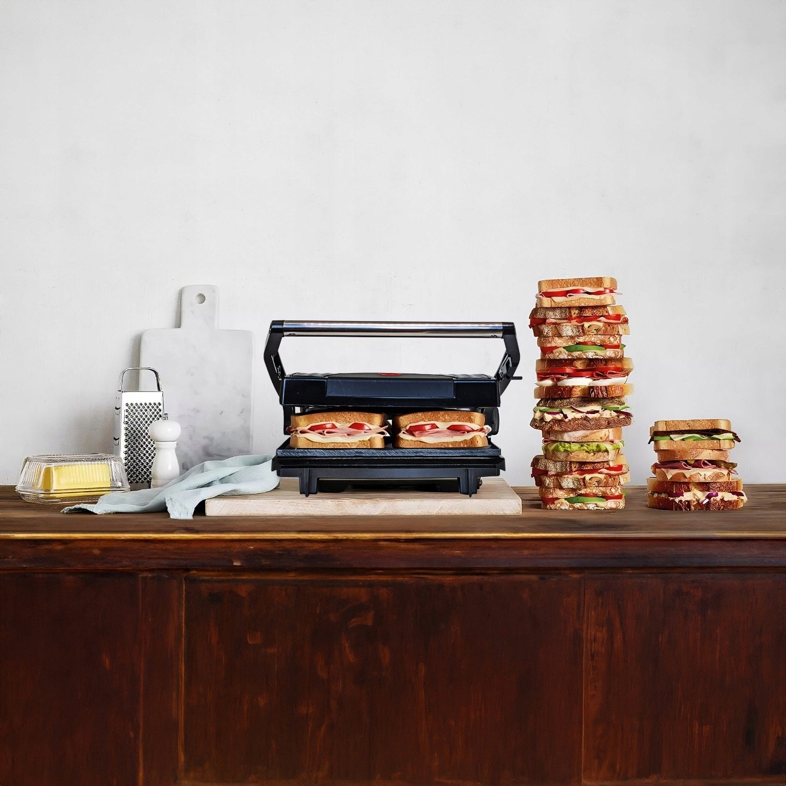 CONTACT GRILL ELECTRIC TOASTER FOLDING TOASTER PANINI SANDWICHES 750W Packaging status original