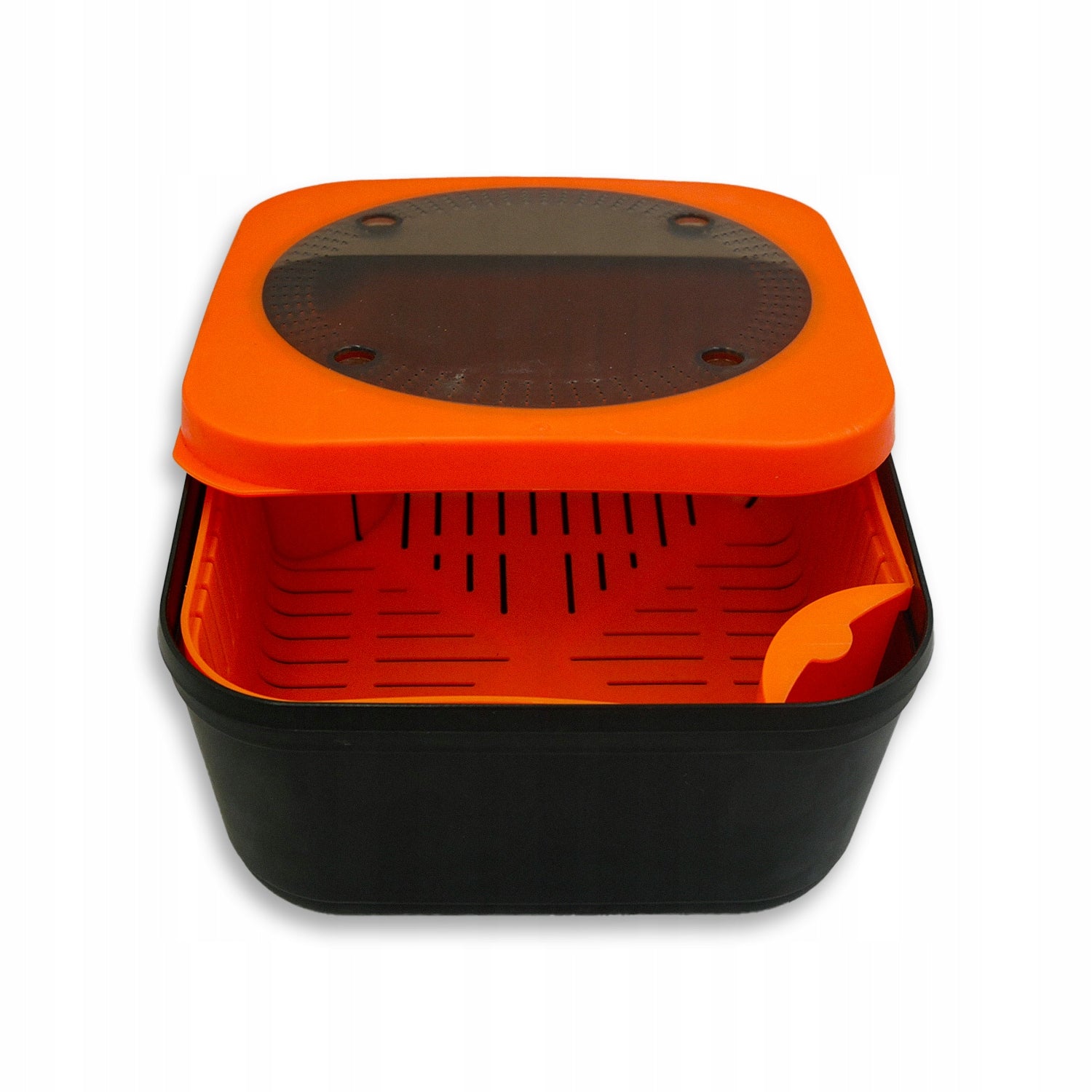 CONTAINER PELLET SOAKING BOX WITH STRAINER 17X17X9CM 1,75L FOR METHOD Manufacturer code PUDEŁKO DO NAMACZANIA PELLETU 17x17x9 CM