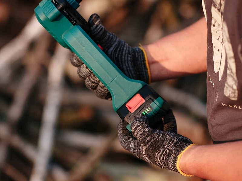 CORDLESS CHAINSAW BRANCH SAW TREE SAW 8" 2 x AKU Power supply rechargeable battery