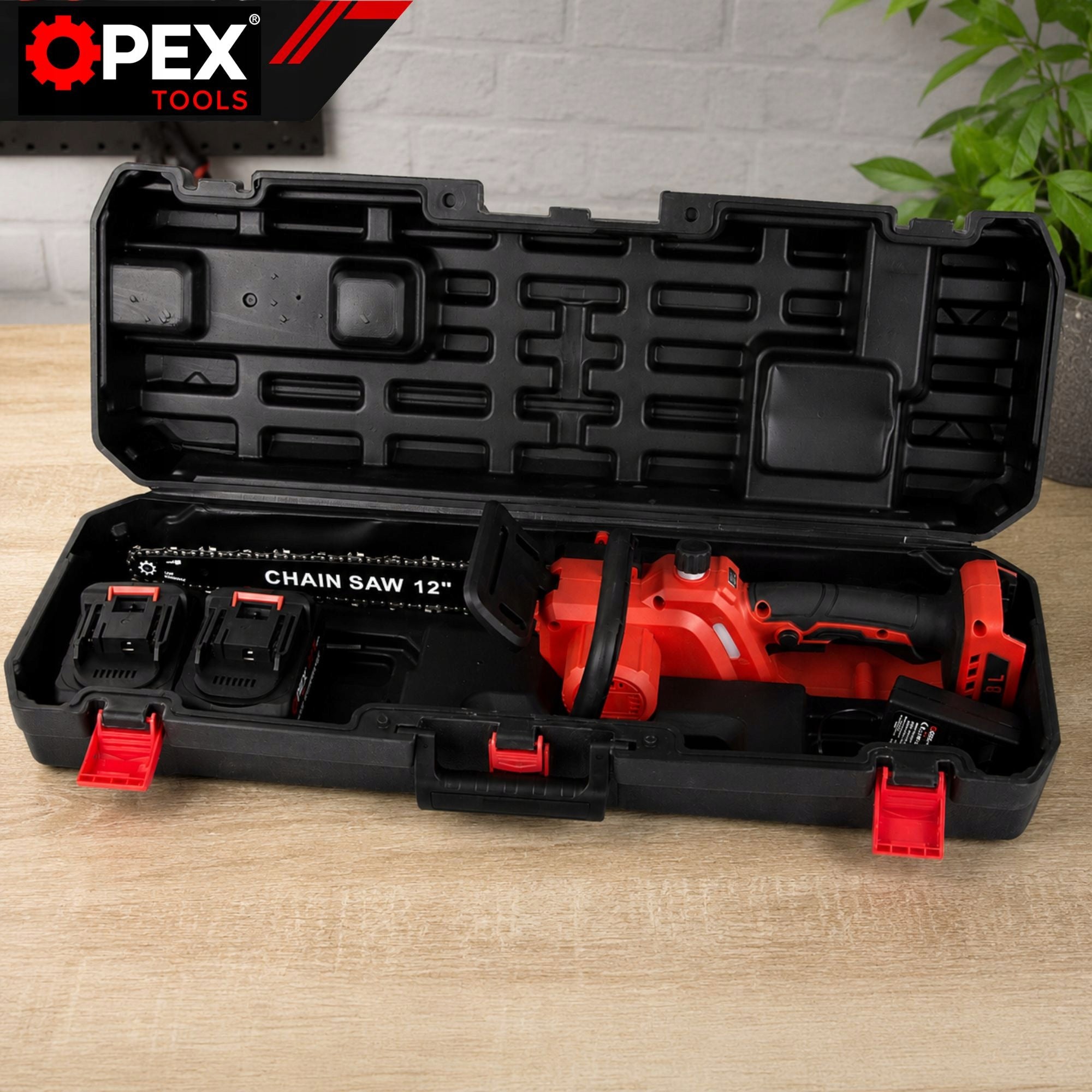 CORDLESS CHAINSAW ELECTRIC SAW 12" 2x 21V 3Ah SUITCASE Packaging status original