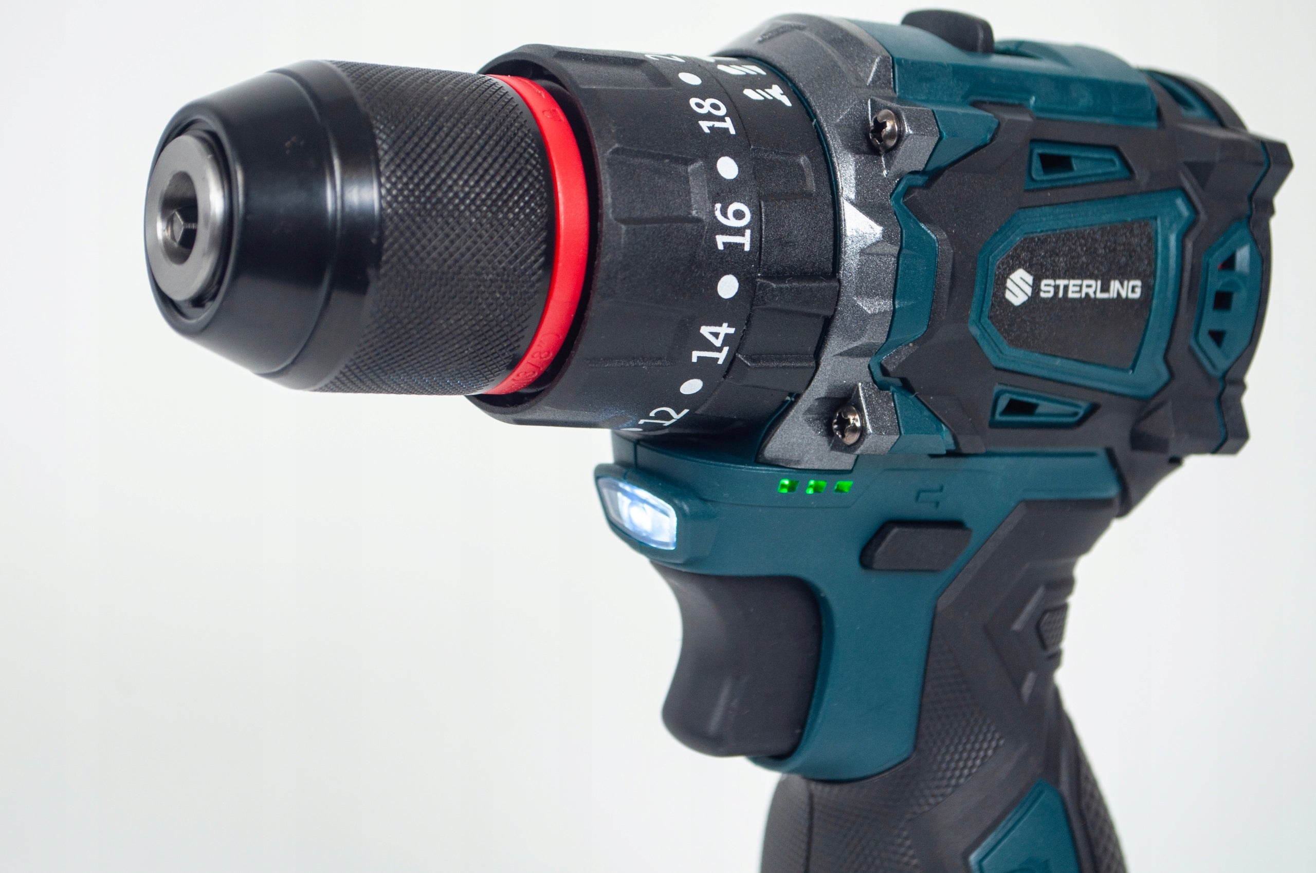 CORDLESS SCREWDRIVER WITH IMPACT BRUSHLESS x2 BATTERY CHARGER +SET Battery capacity 1.5 Ah