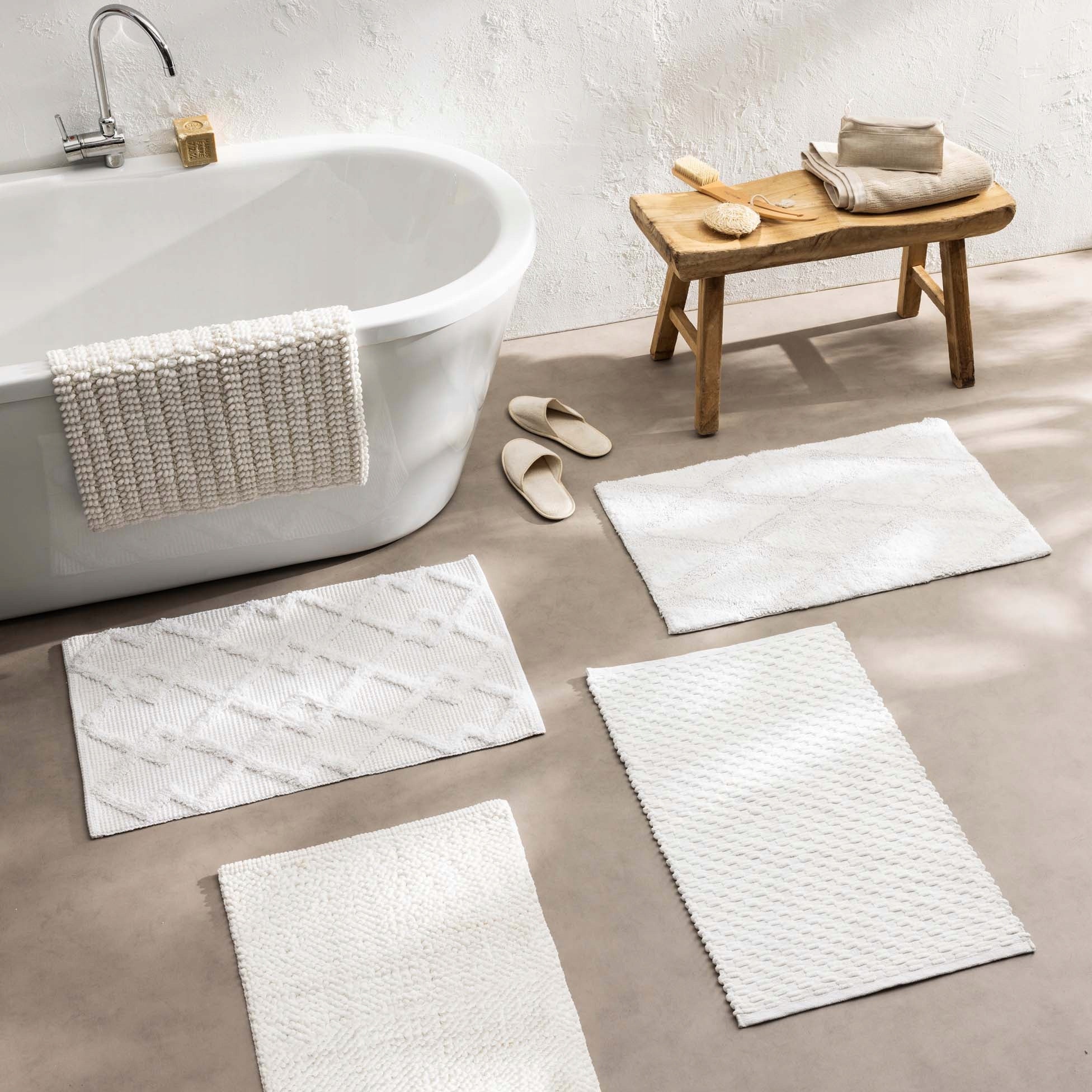COTTON BATHROOM RUG 50 X 80 CM WHITE OEKOTEX Product width 80 cm