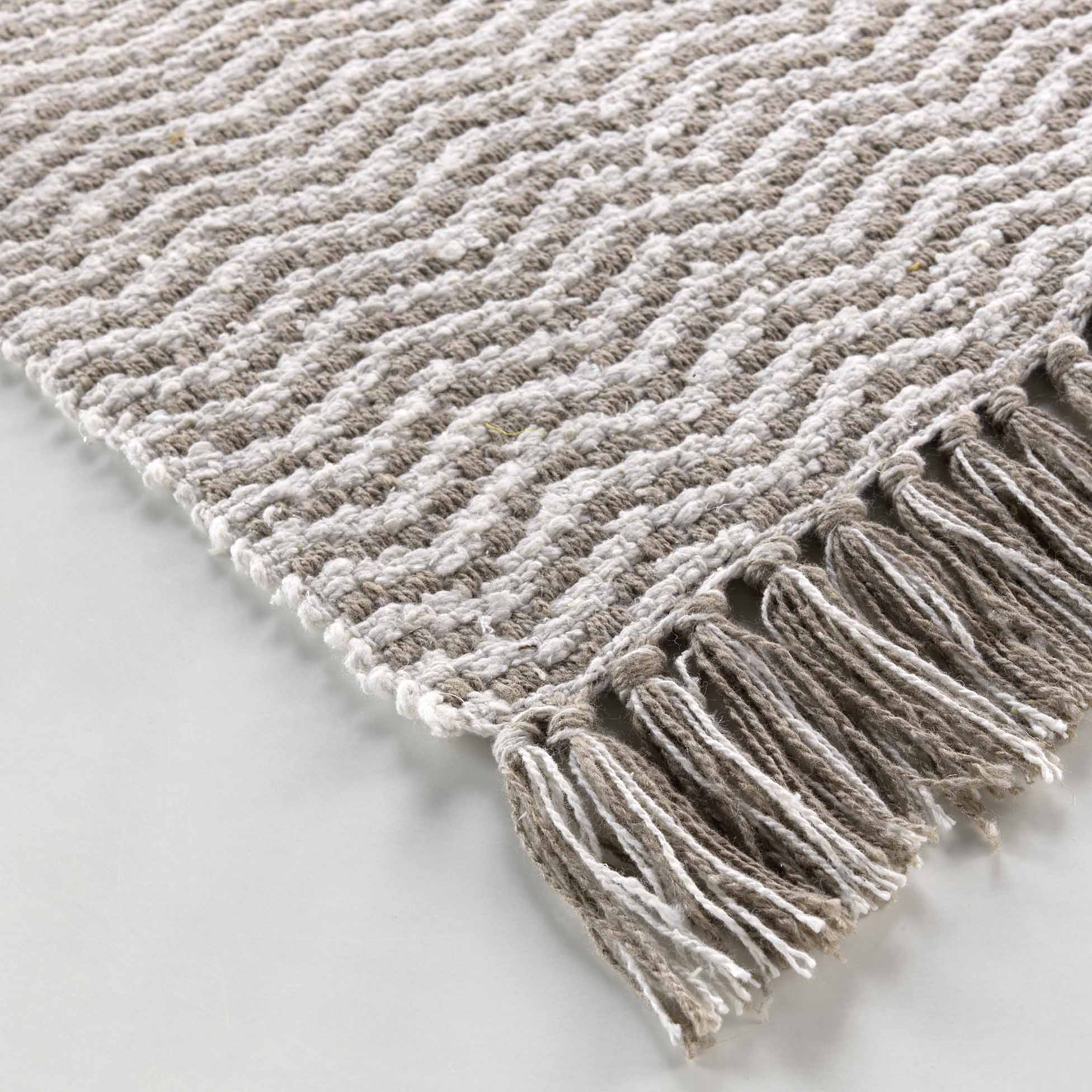 COTTON RUG BRAIDED 50x80 BEIGE WITH FRINGES CONVEX PATTERN Brand Douceur d'intérieur