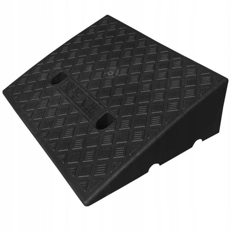 CURB RAMP ON CURB BLACK CAR RAMP 15 CM Manufacturer code NAJAZD PODJAZD KRAWĘŻNIKOWY DUŻY 15 cm