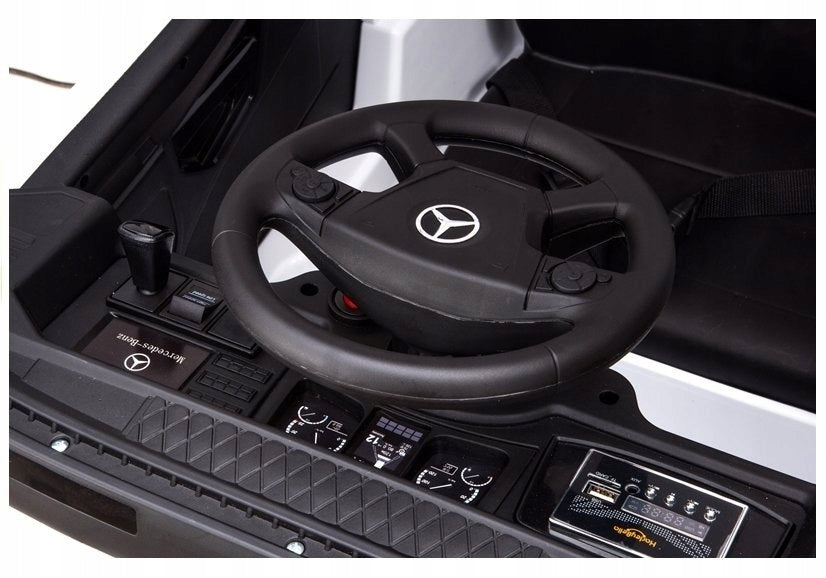Car Battery Mercedes Actros Black Maximum load 30 kg