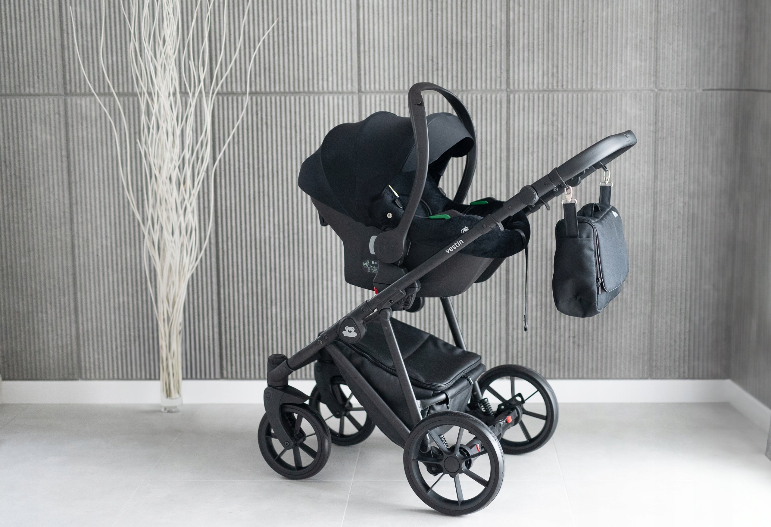 Car Seat Carrier Avionaut COSMO BASIC i-Size 0-13kg 40-87cm Brand Avionaut