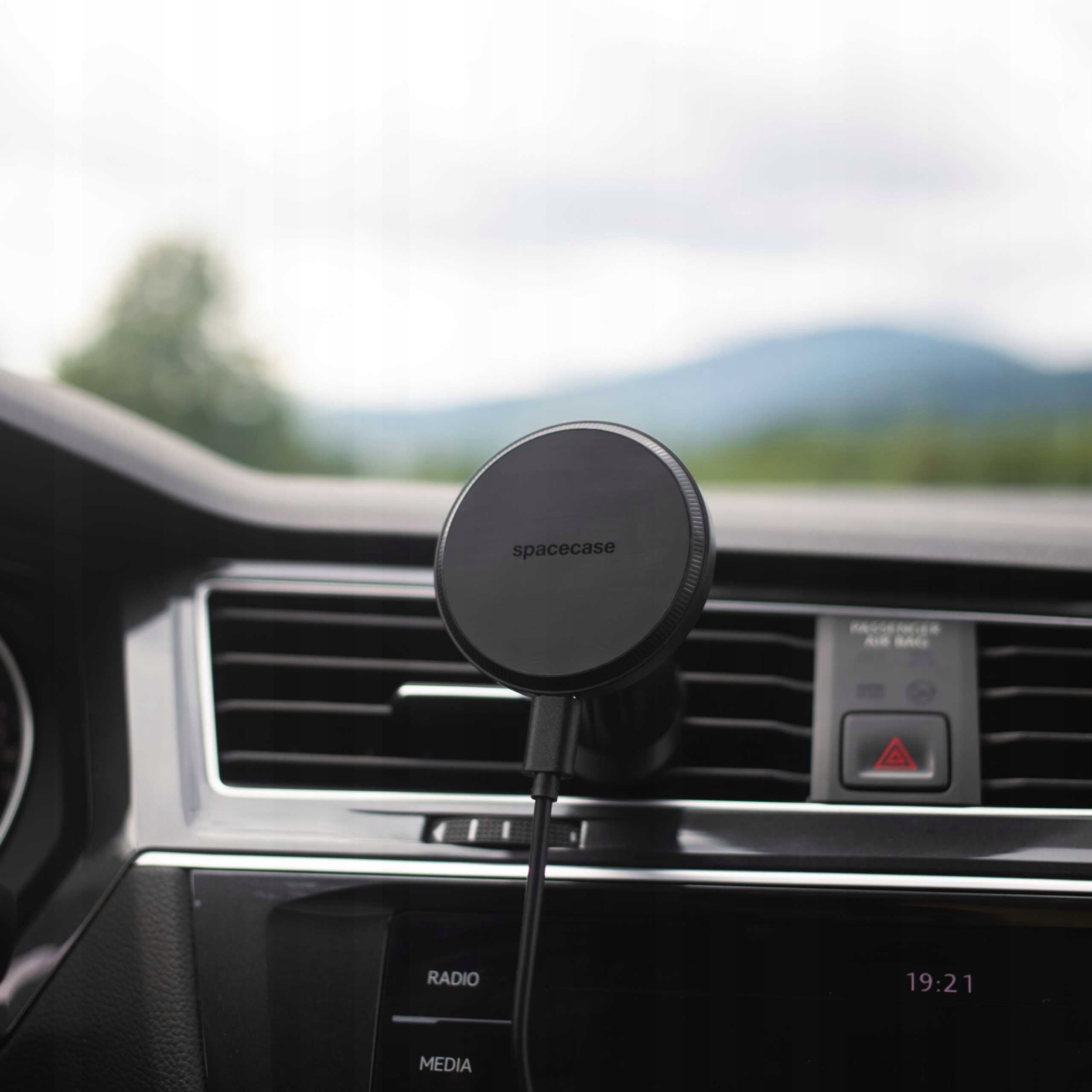 Car phone holder for air vent Spacecase black Packaging status original