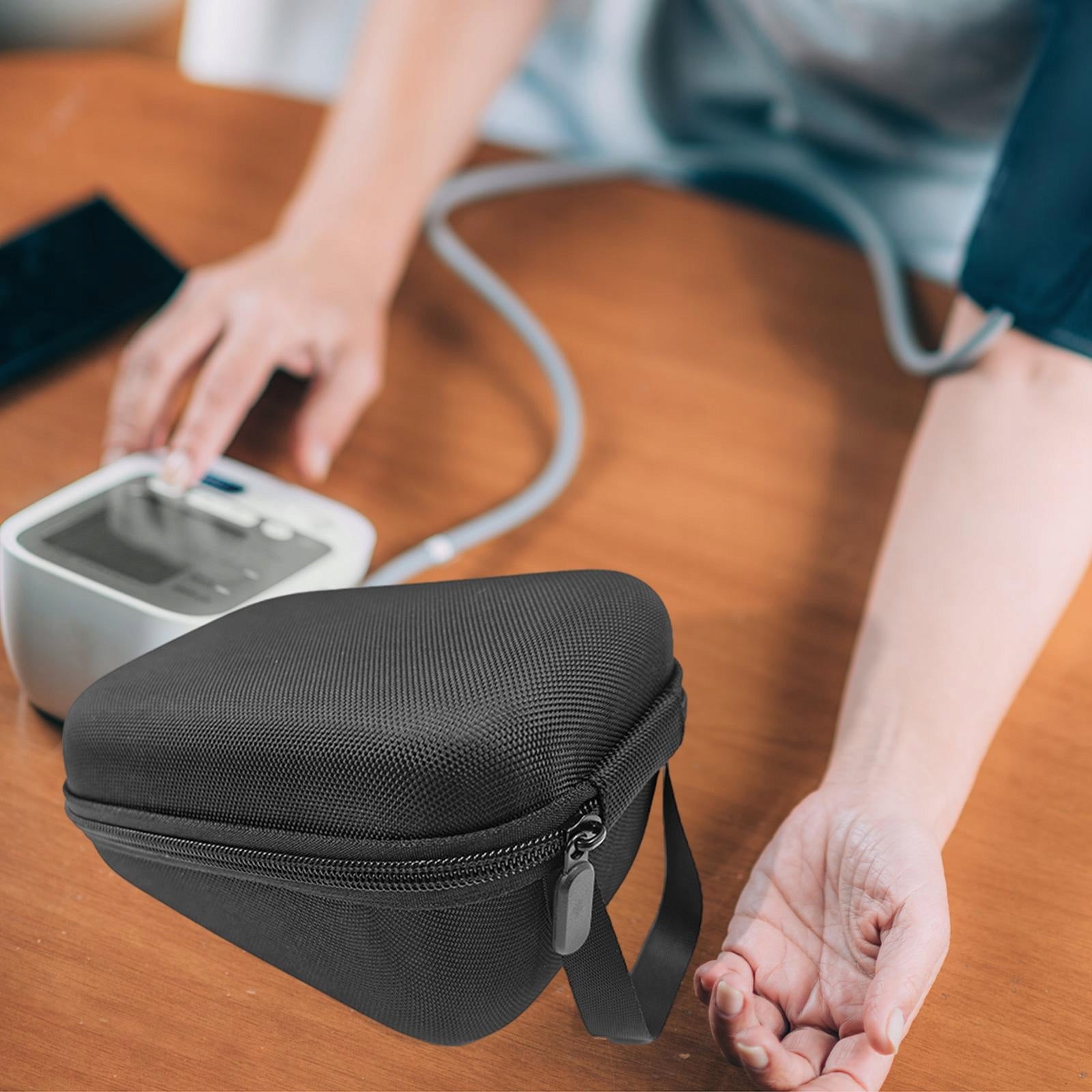 Carry Case for Upper Arm Pressure Monitor Protective Pouch Shockproof Black