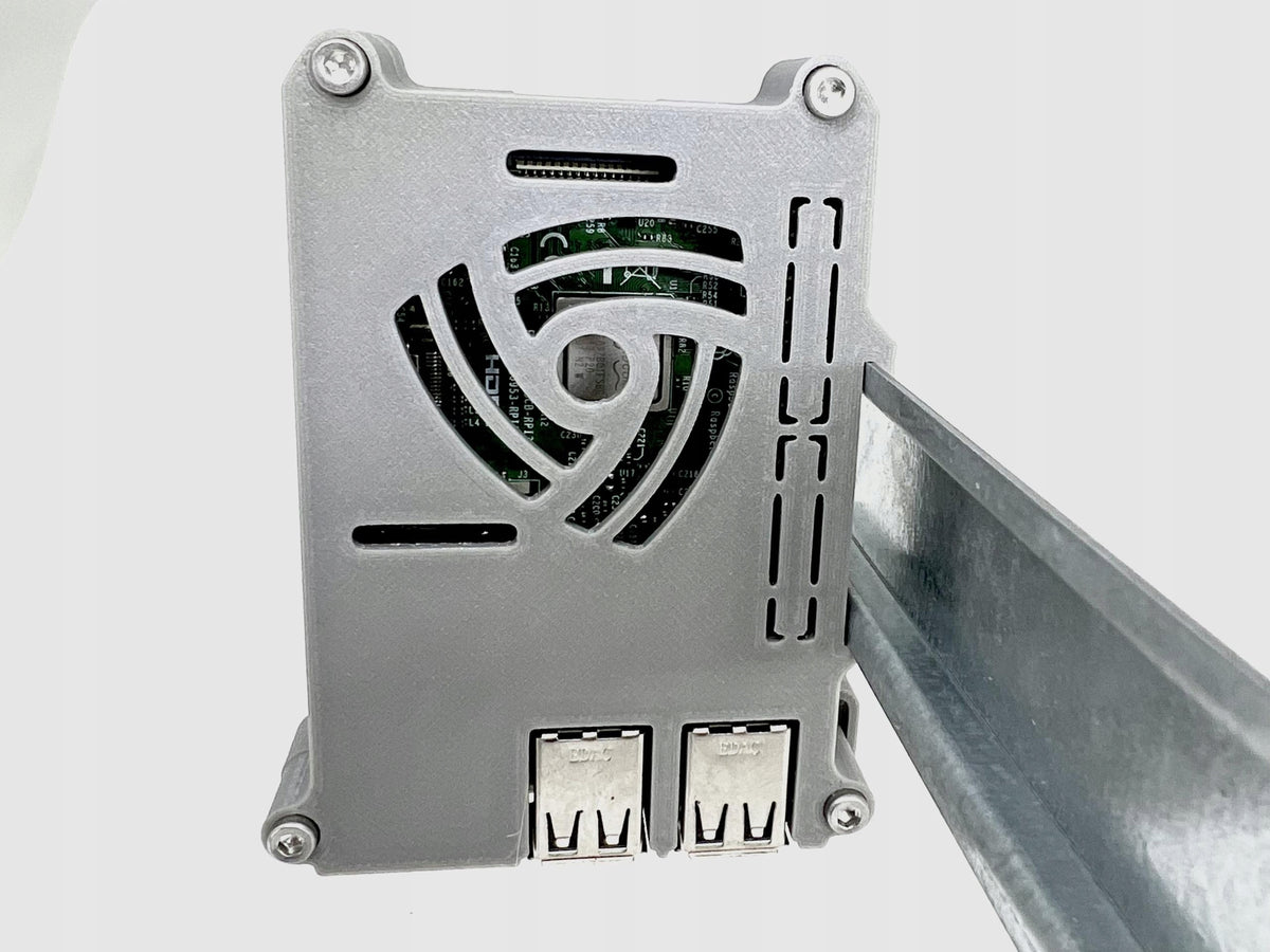 Case housing Raspberry PI 3 model B with DIN rail mount holder