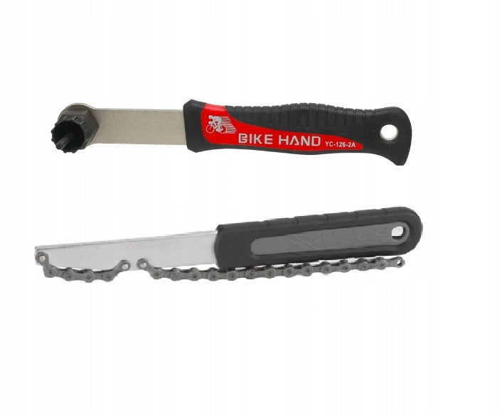 Cassette unscrewing kit, wrench with handle and bacik to hold the cassette