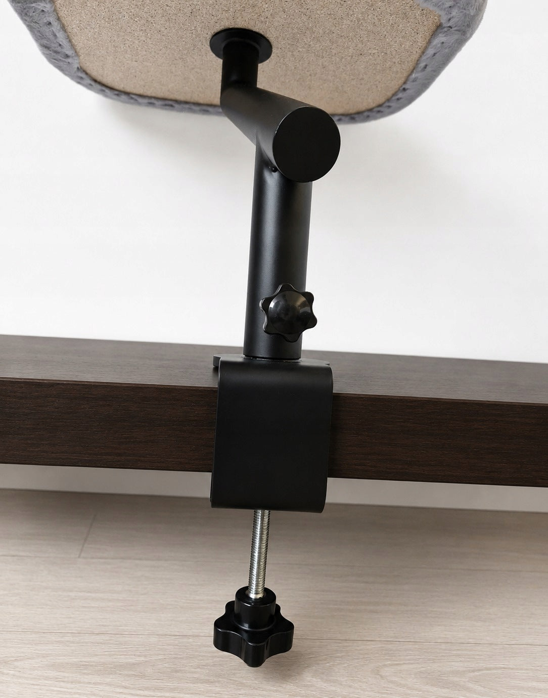 Cat Desk Bed Swivel 360° Adjustable Plush Clamp Grey (U083) Length 41.5 cm