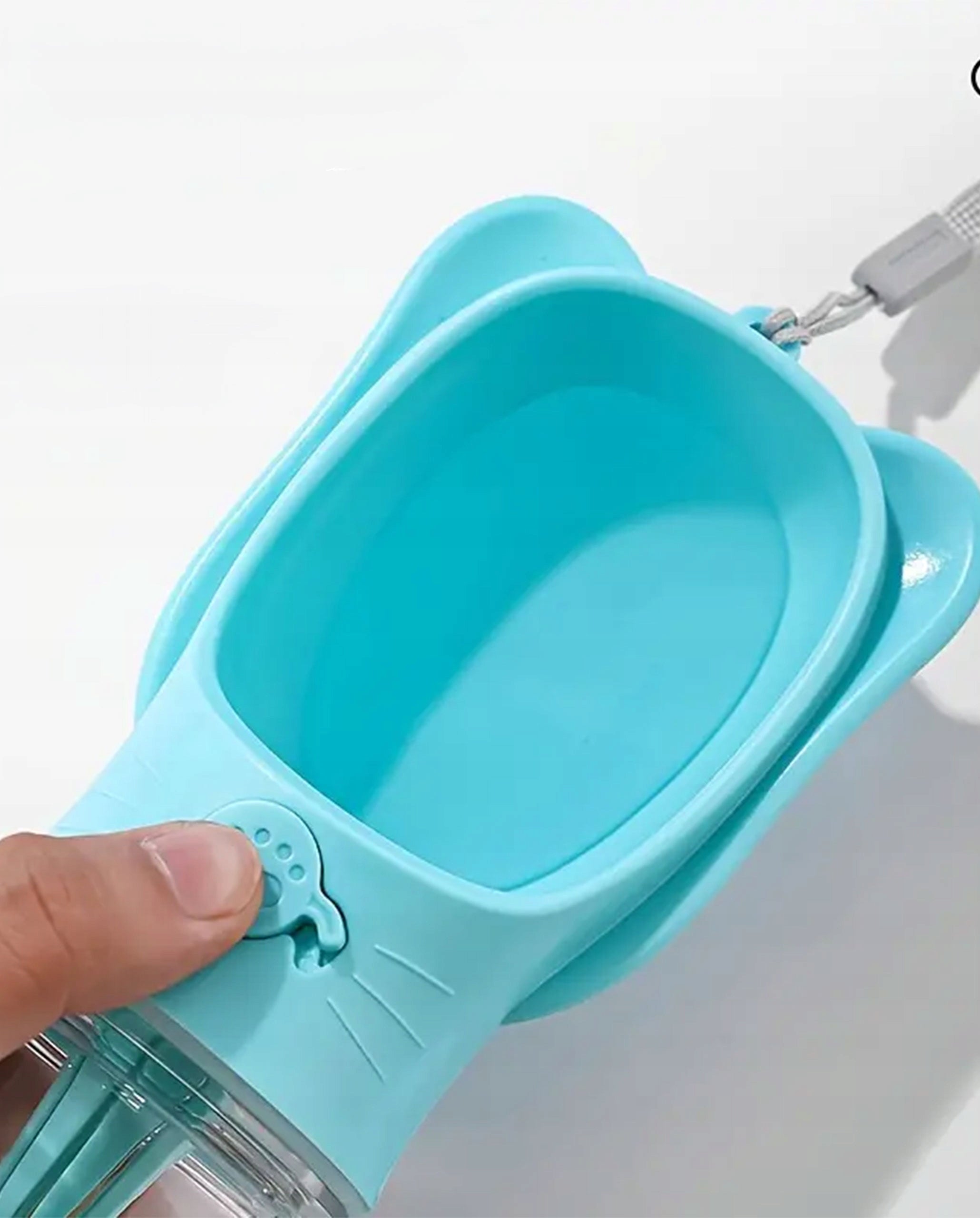 Cat Dog Bottle with Water Container Food Drinker for Walk 350 ml Material made from a synthetic material