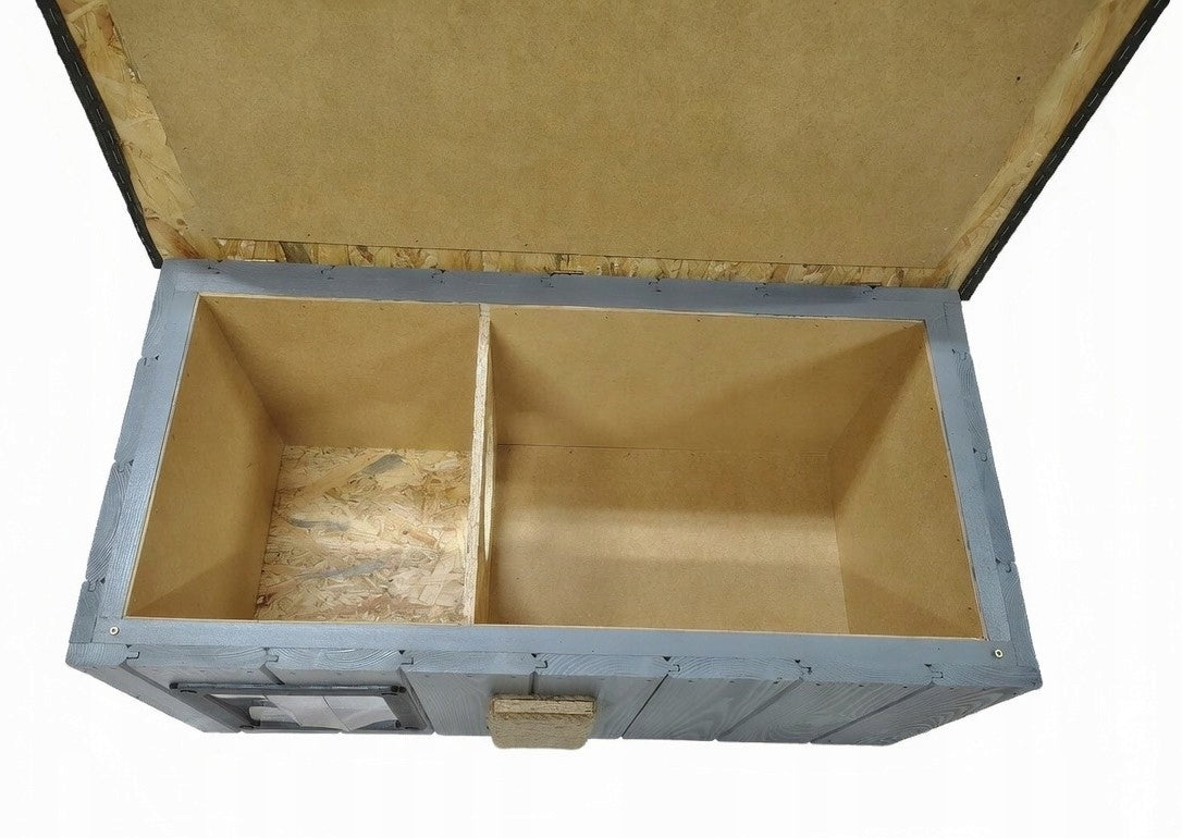 Cat kennel insulated with vestibule solid whole | scratcher + door| Product width 46 cm