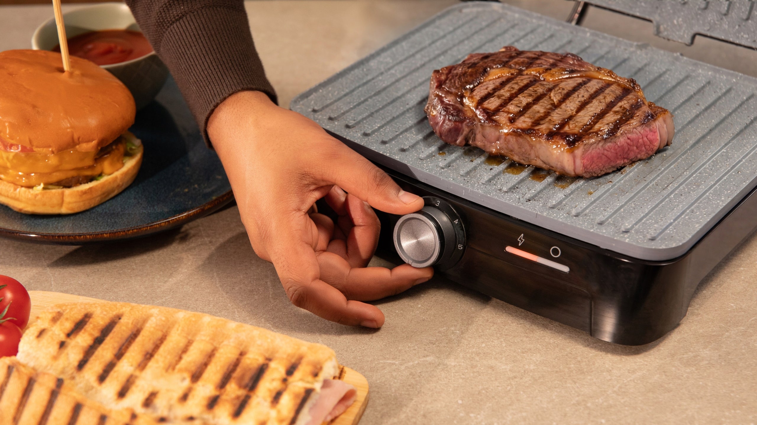 Cecotec Rock'nGrill 1500 Full Open Electric Grill Folding 1500W Silver Temperature control yes