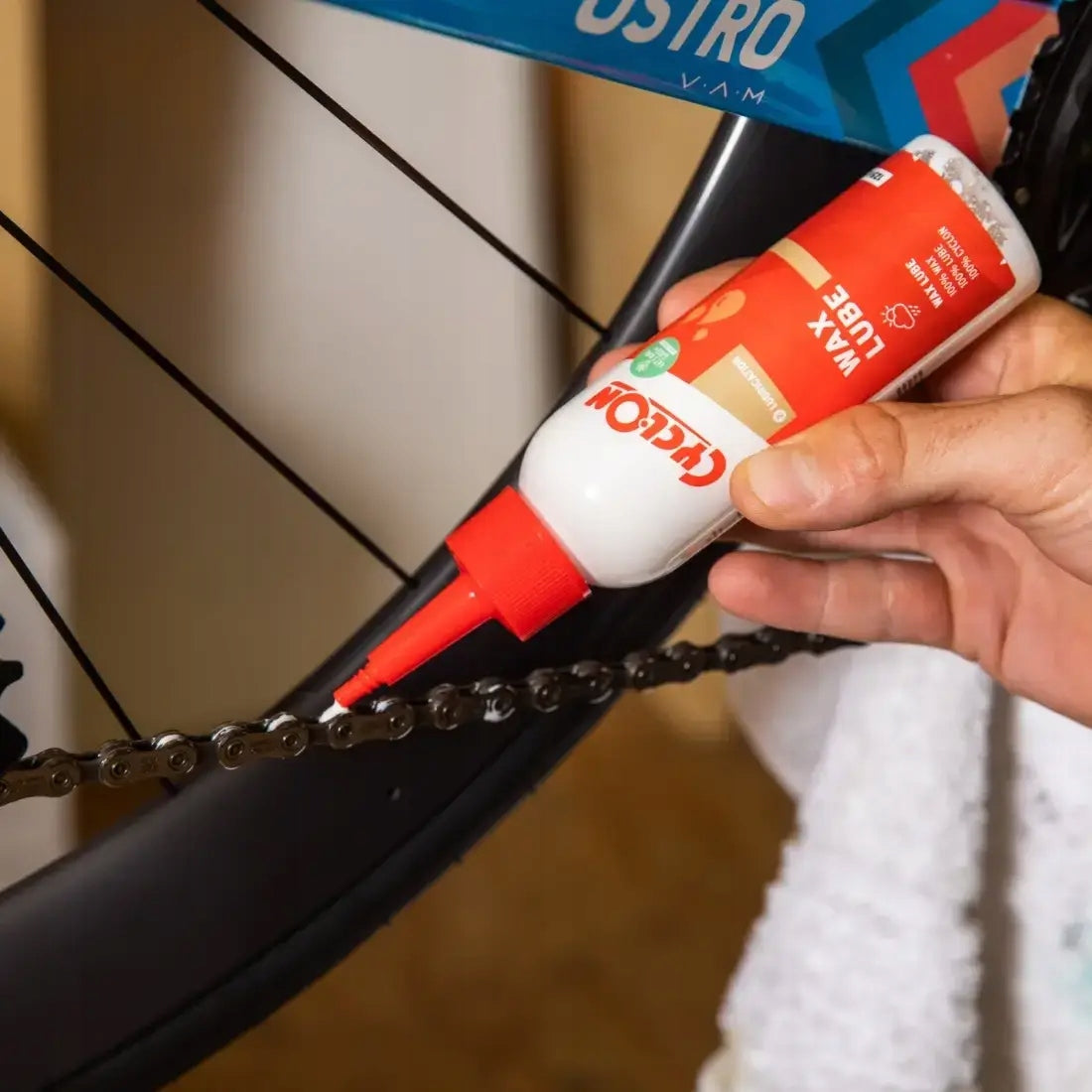 Chain wax bicycle grease clean drive does not dirty quiet operation CyclOn Packaging status original