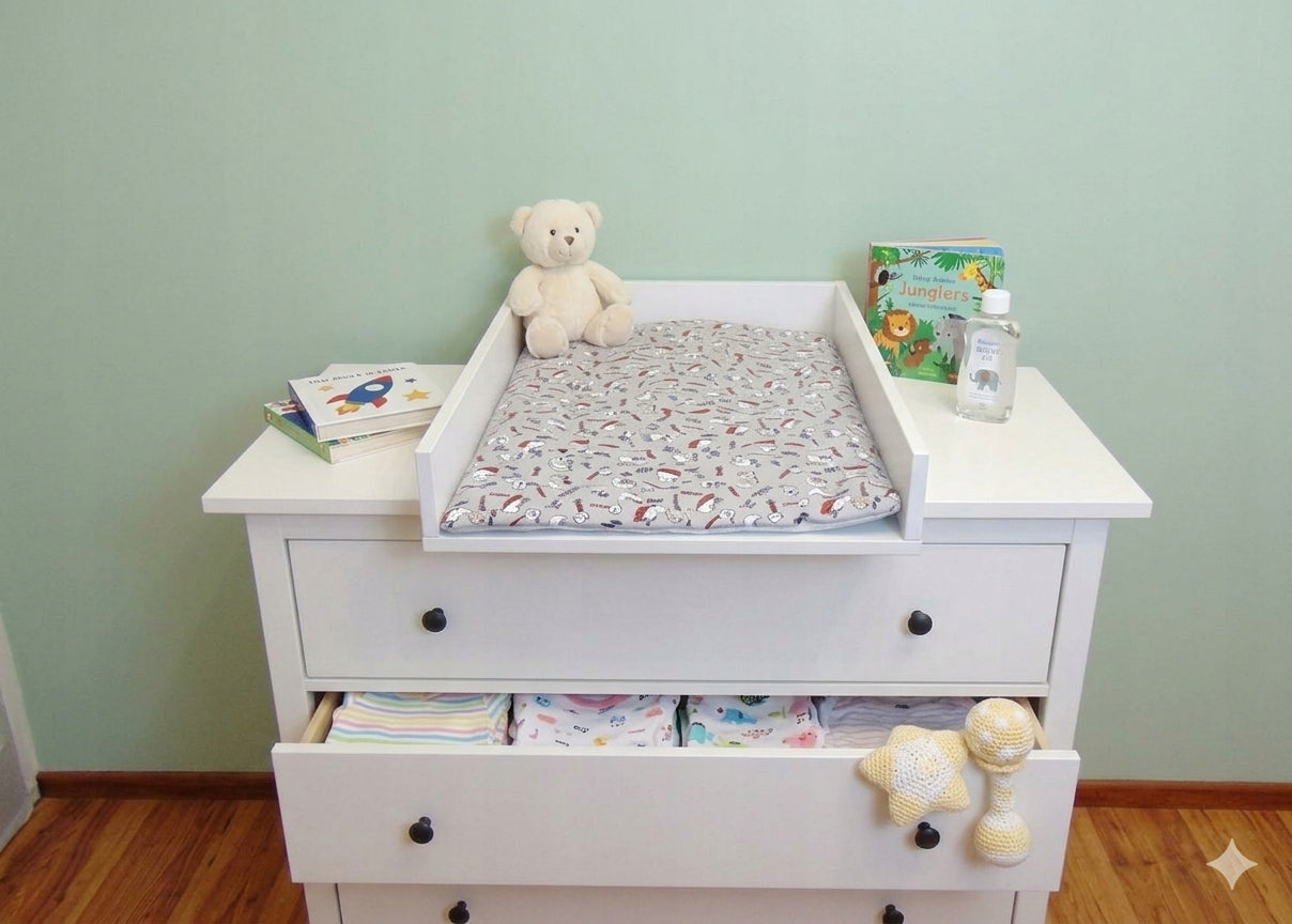 Changing table for cot cover for each chest of drawers UNIVERSAL (70x50 cm) Manufacturer code Przewijak na łóżeczko komodę Biały