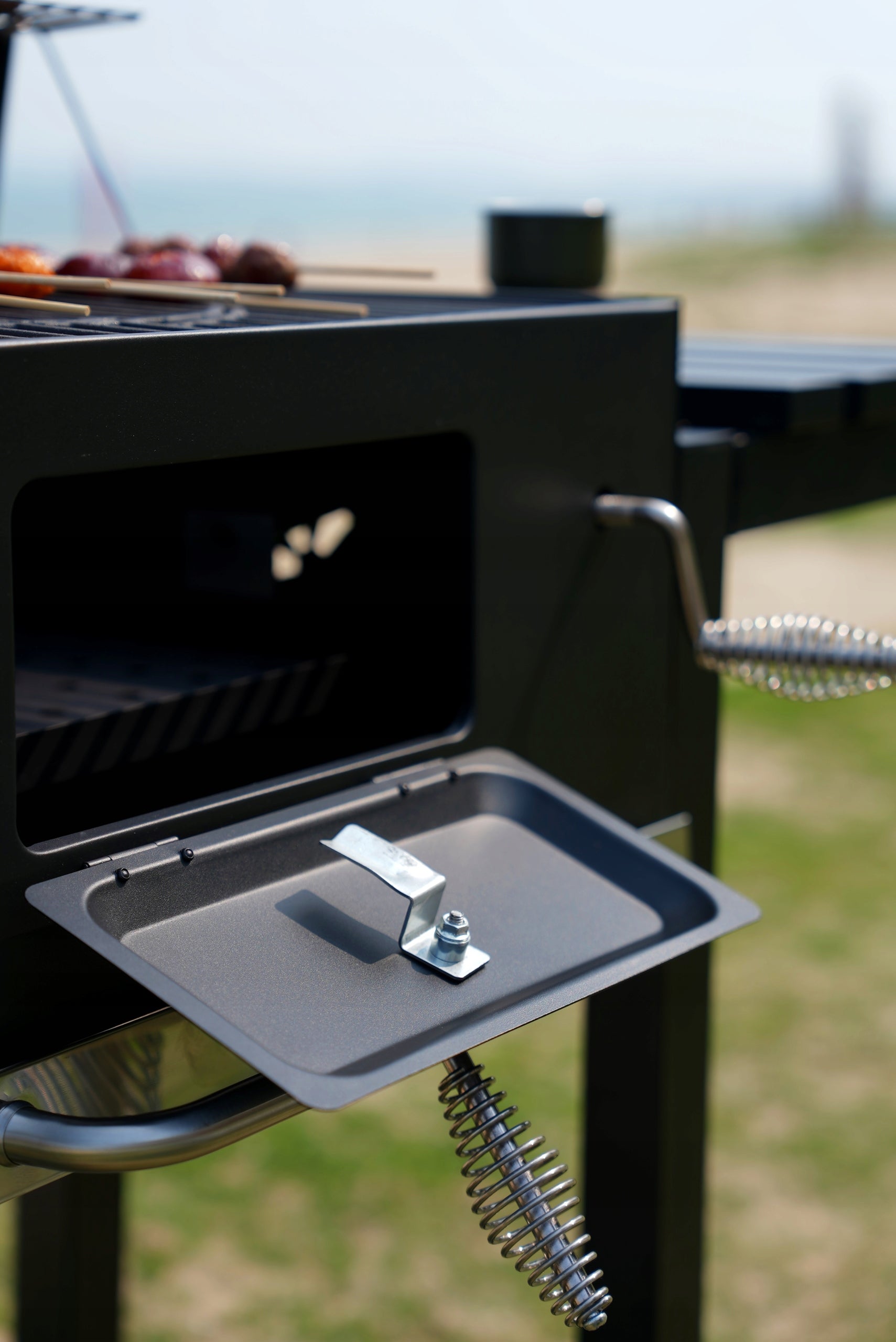 Charcoal Grill Garden Cast Iron Grating Large with Chimney Ashtray Thermometer Grill width 95 cm