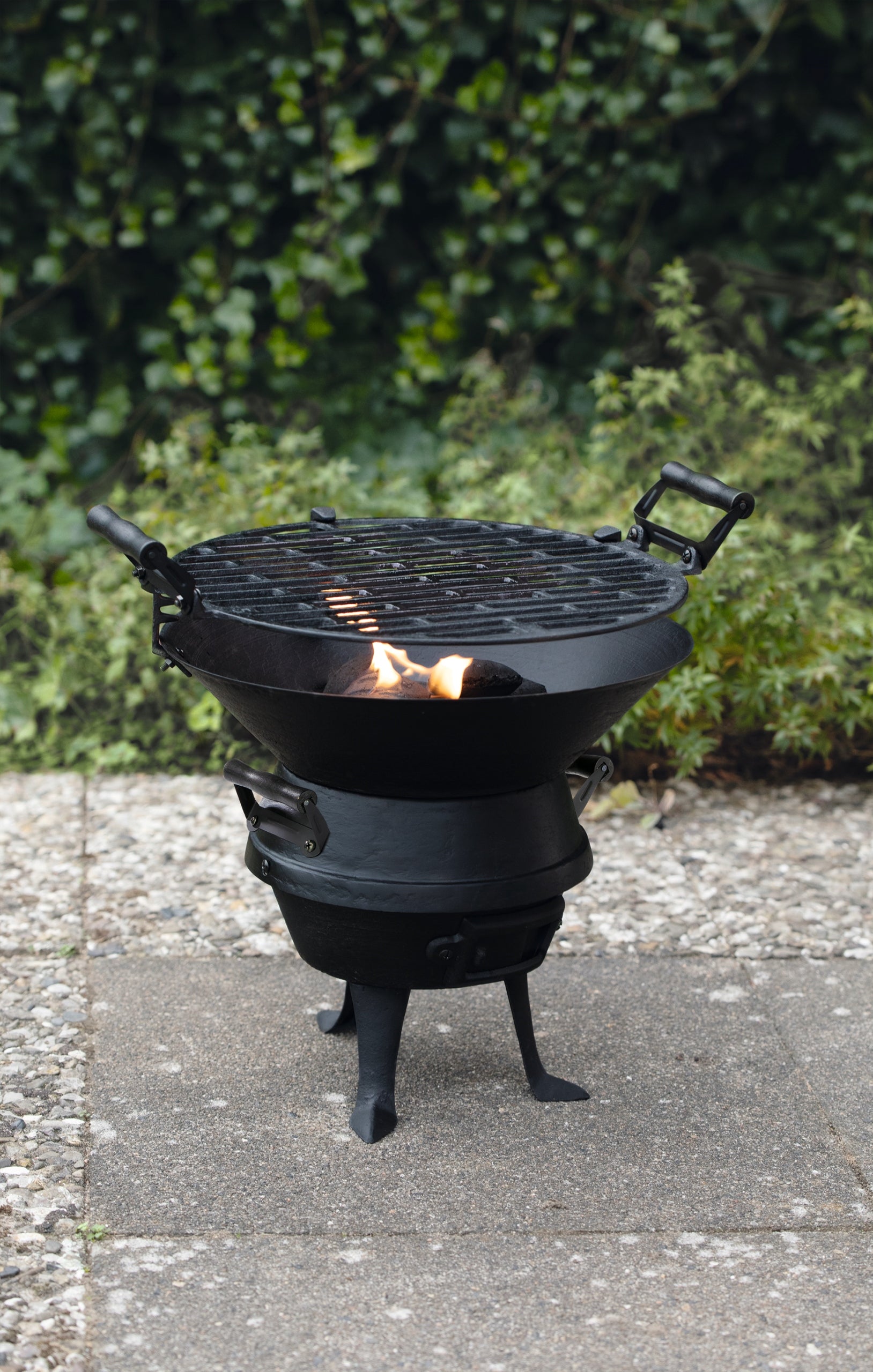 Charcoal grill Landmann 35 x 35 cm Cast iron grill barrel 46 cm x 36 cm Grate length 35 cm