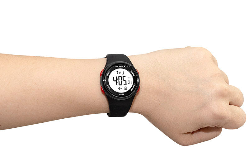 Children's Electronic Sports Watch XONIX Batteries included yes