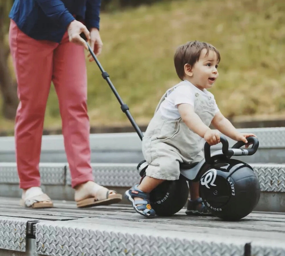 Children's bike runner Early Rider Super Velio Model VELIO