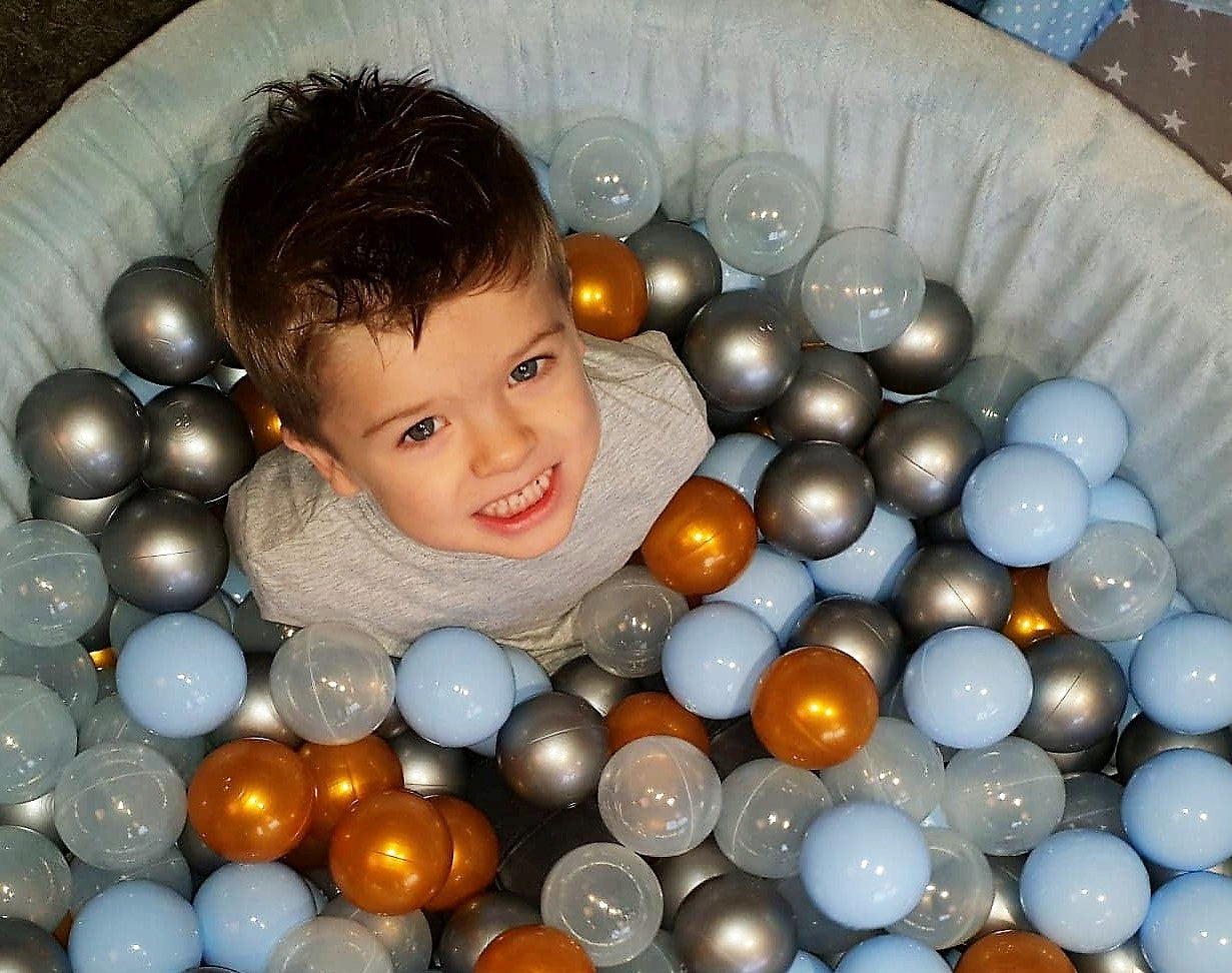 Children's foam pool ECO-VELVET 120x120x40 square toys +500 balls Gender boys girls unisex