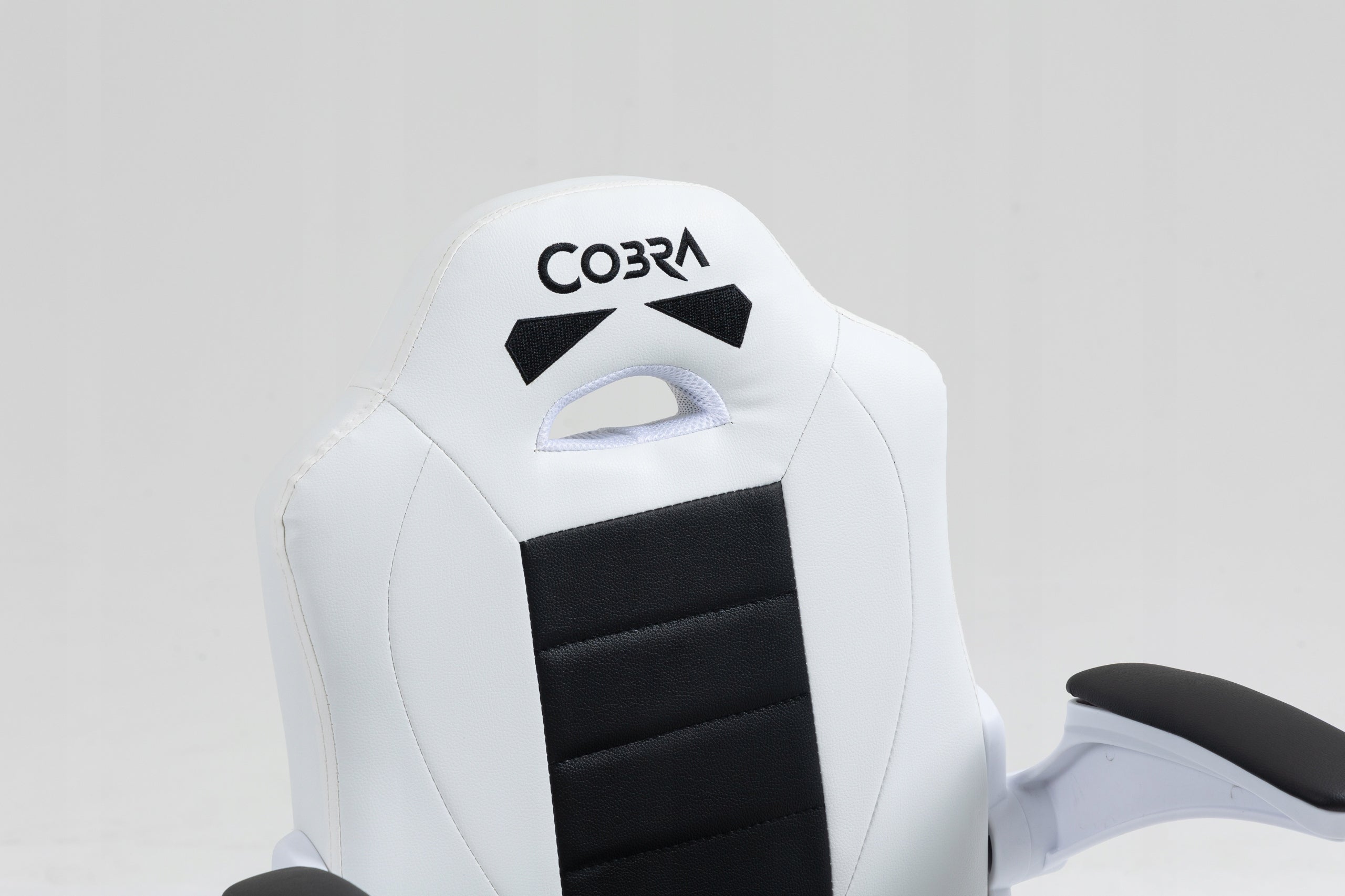 Children's gaming chair Cobra JUNIOR CRF-2303 White and black leather Furniture width 41 cm