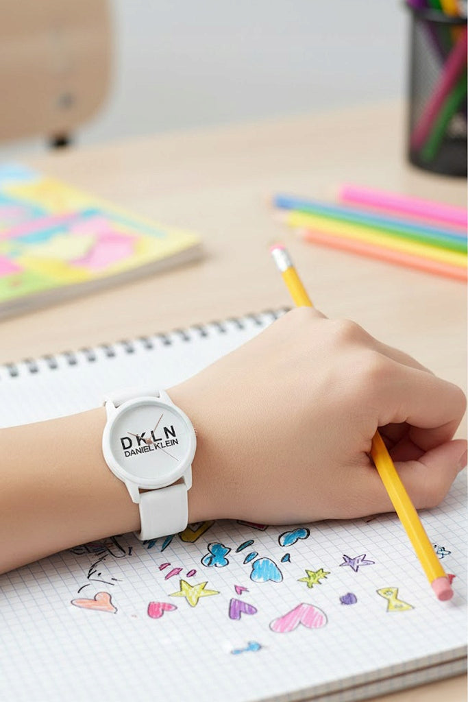 Children's watch Daniel Klein gift for girl WITH ENGRAVING Model klasyczna tarcza