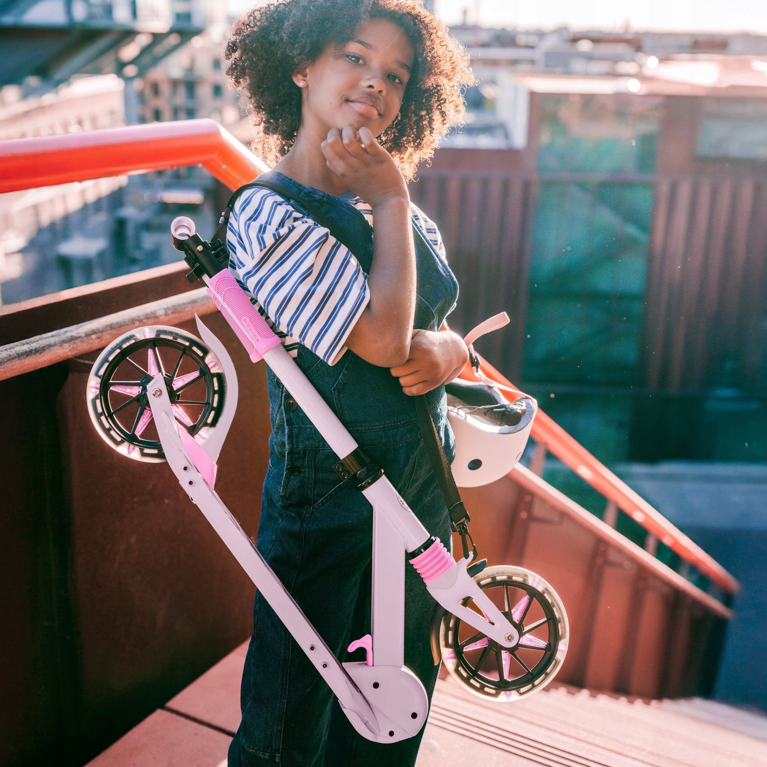 City scooter MOVINO CITY LIGHT wheels LED shock absorption folding Color beige pink