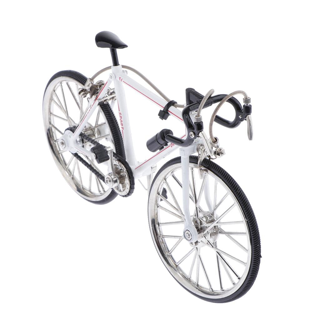 Classic Bicycle 1:10 Scale 3 Road Bike Model Kit, Gift for Bike Model Lover