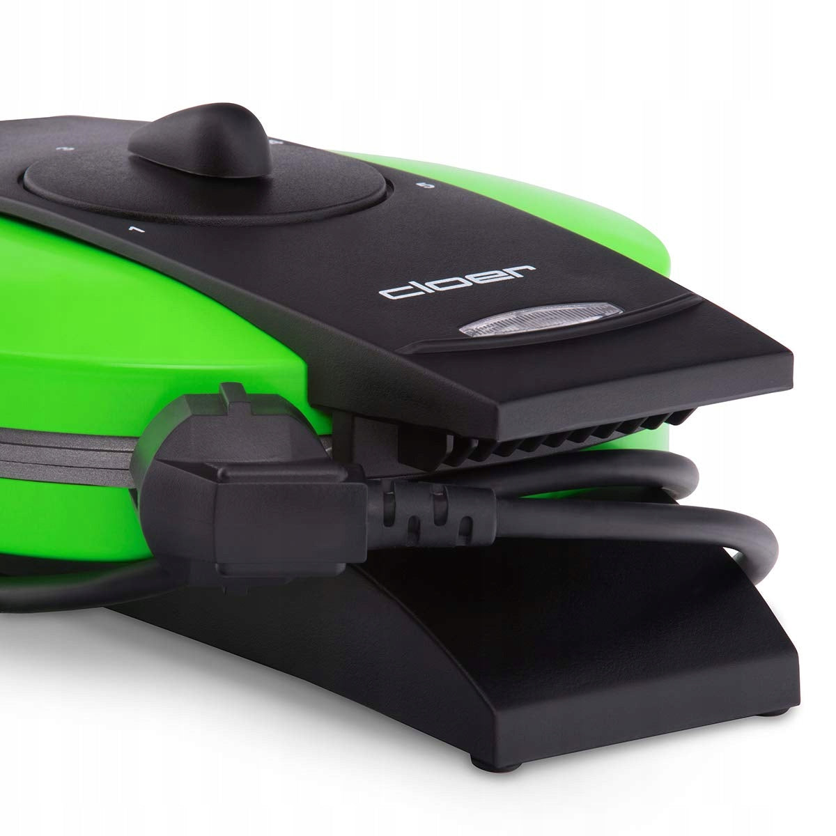 Cloer 1627-14 Shaped waffle maker Brand Cloer