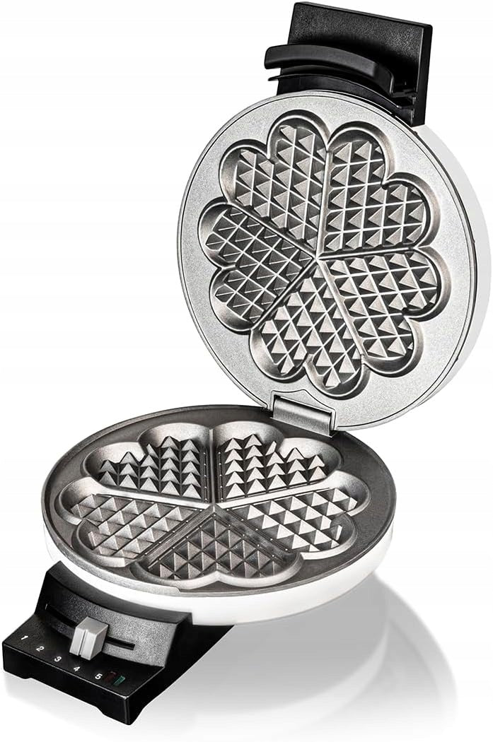 Cloer Heart Waffle Iron 930W 16cm Heavy Non-stick Plates Signal Brand Cloer