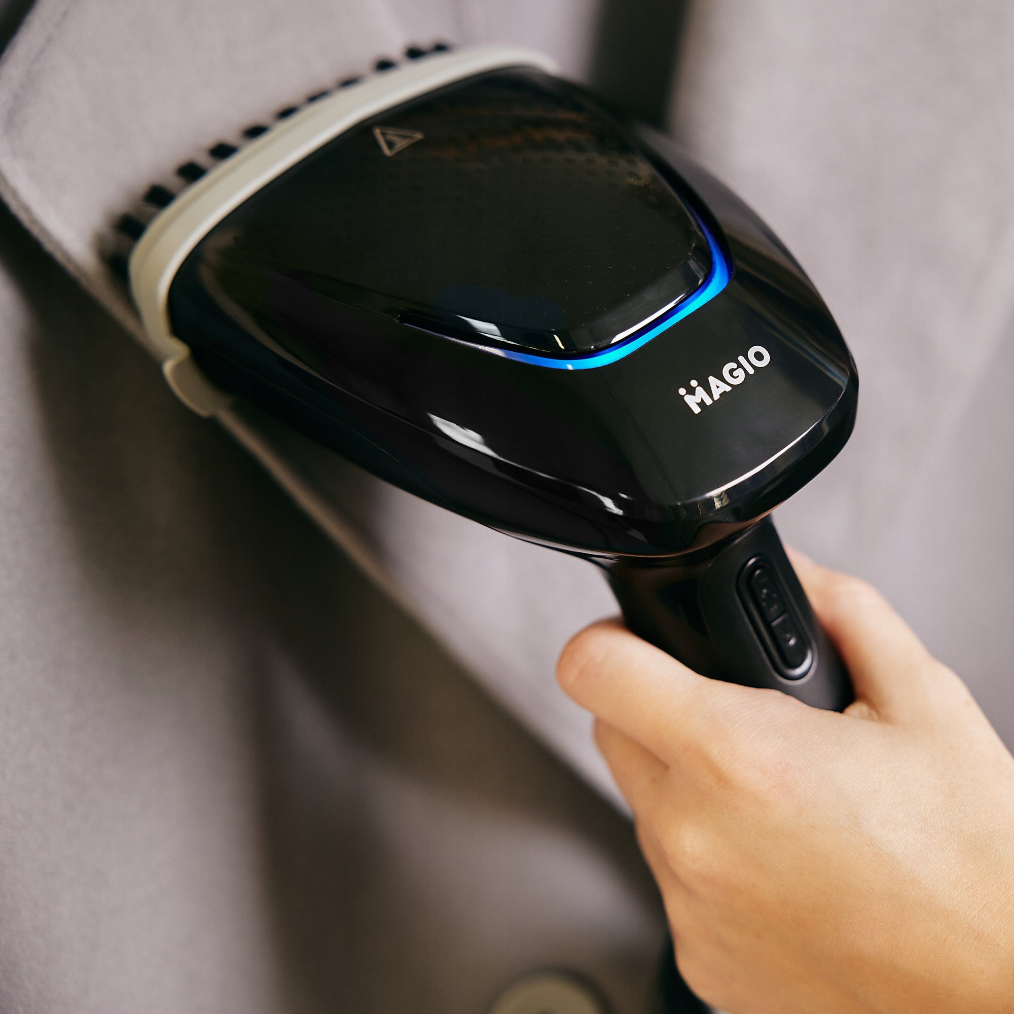 Clothes steamer /Steamer MAGIO 1700W – manual, 40 g/min, auto-off, 350ml Type handheld