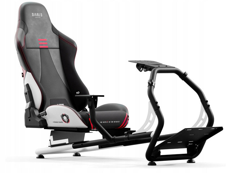 Cockpit DIABLO X-Drive Black and White Product weight with unit packaging 23.5 kg
