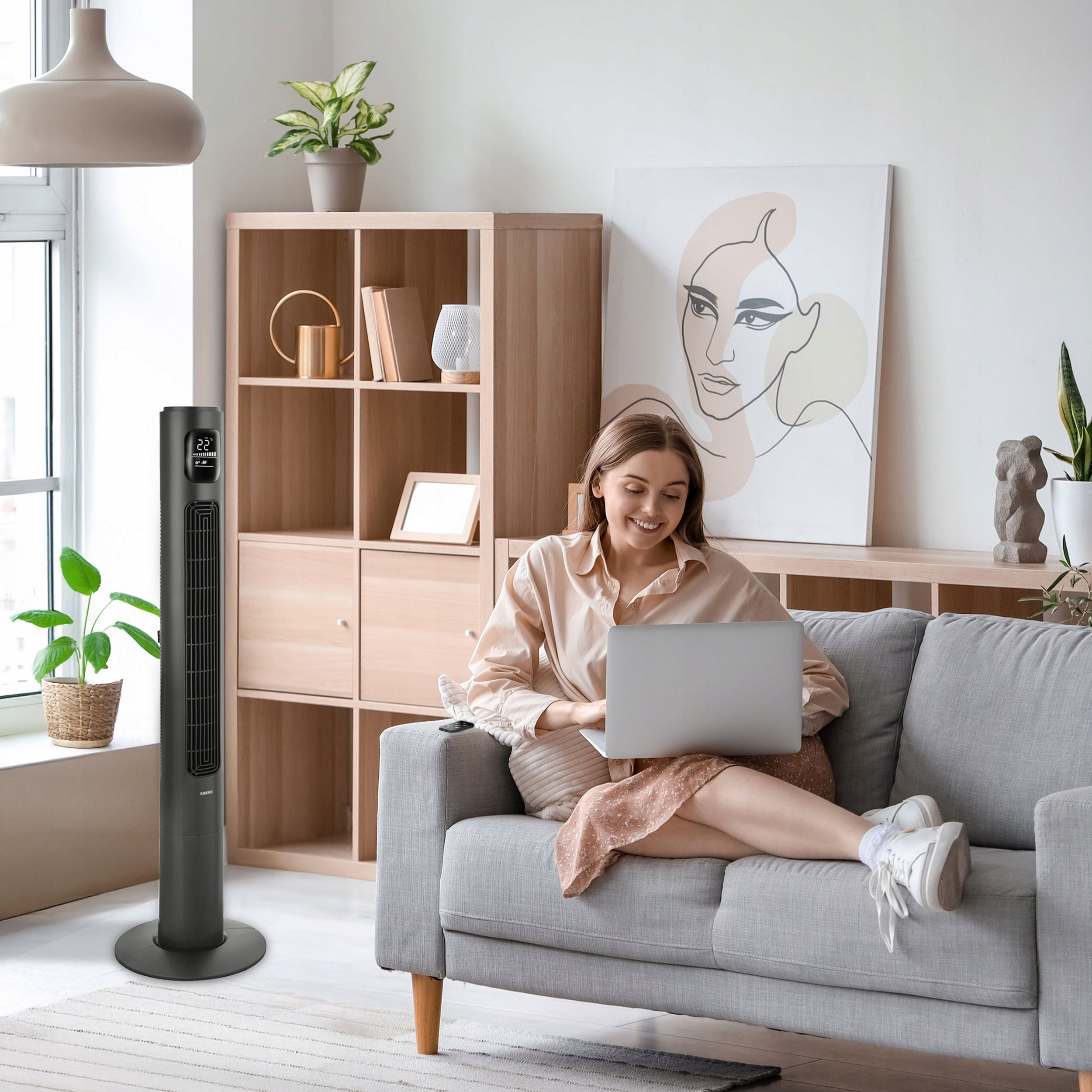 Column fan silent standing fan EBERG up to 117cm +IONIZATION +AROMA Manufacturer code Wentylator podłogowy mocny LYNGO XXL + PILOT