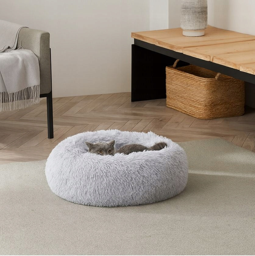 Comfortable dog and cat bed MILO 60 cm, fluffy, non-slip Length 60 cm