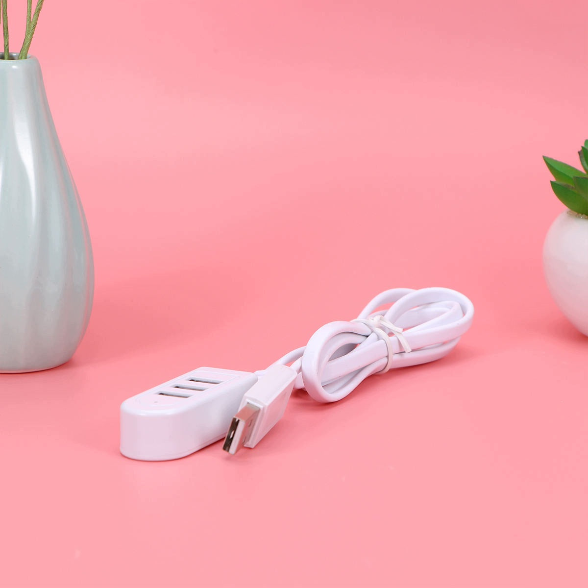 Compact White 3A Charger Hub with Multi-Function USB Extension Manufacturer no brand