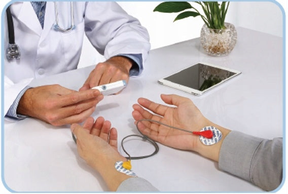 Comprehensive Analyzer Life Function Monitor CheckmePro Medical Home Packaging status original
