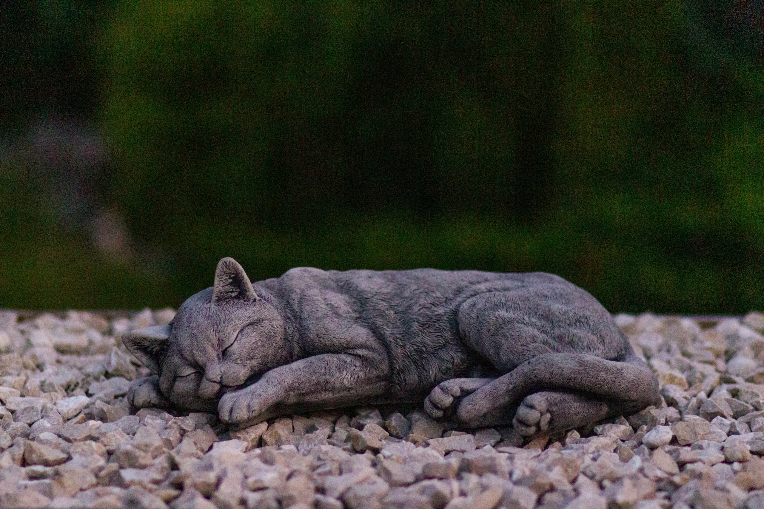 Concrete Garden Figure Cat Sleeping Figurines for Cat Tombstone Ornament Type sculpture (figure)