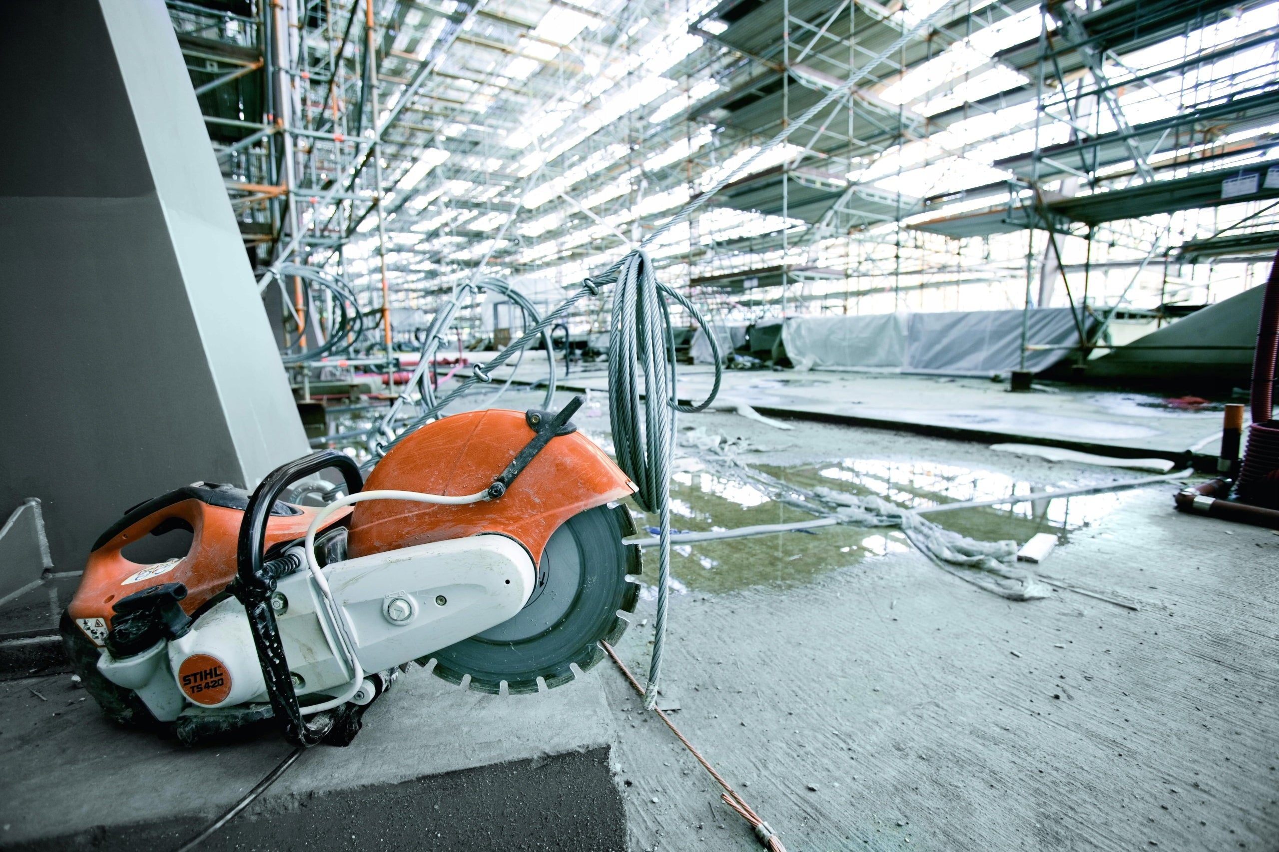 Concrete combustion cutter STIHL TS 420 4,4 HP Saw bore diameter 20 mm